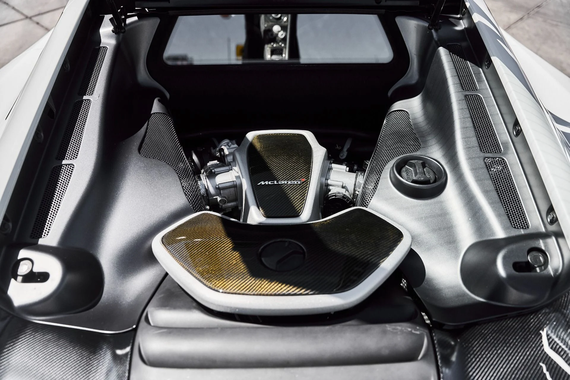 mph020_497019136_Used_2012_Mc_Laren_MP_4_12_C_Base_1777009033_dc1b6c1aed