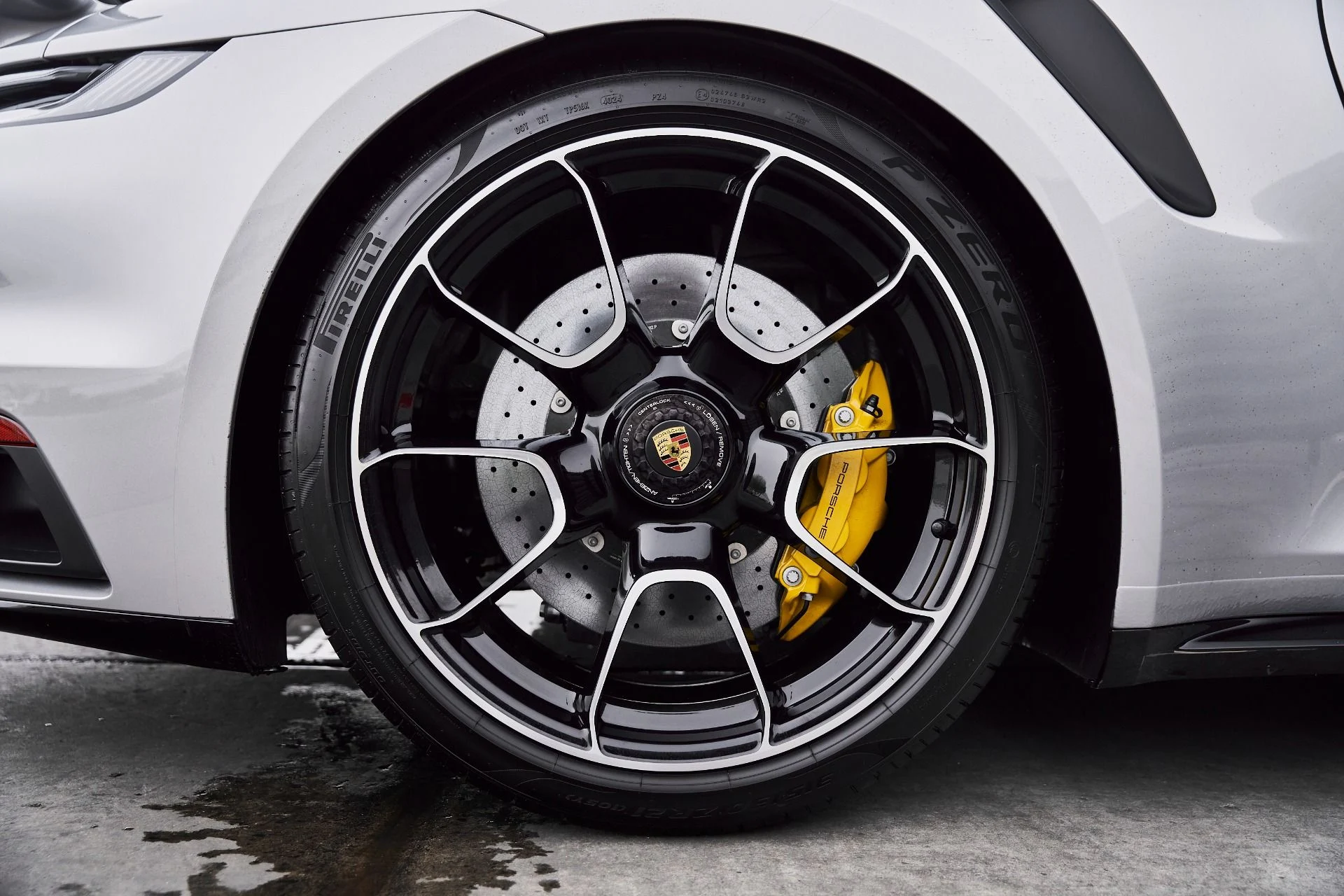 mph020_503079378_Used_2025_Porsche_911_Turbo_S_1770776350_1f47472ff9