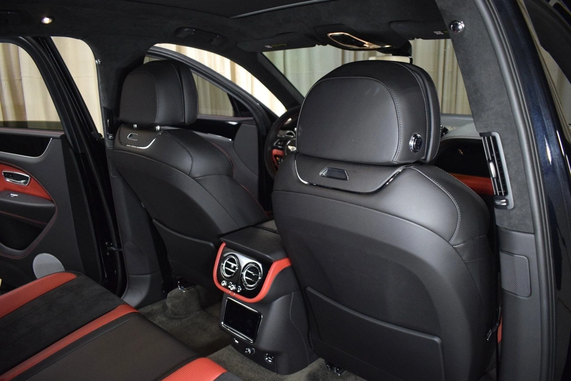 mph020_508633314_7ce8d53f9fe97518d5b63587103b2b17x_0ca55f67d0