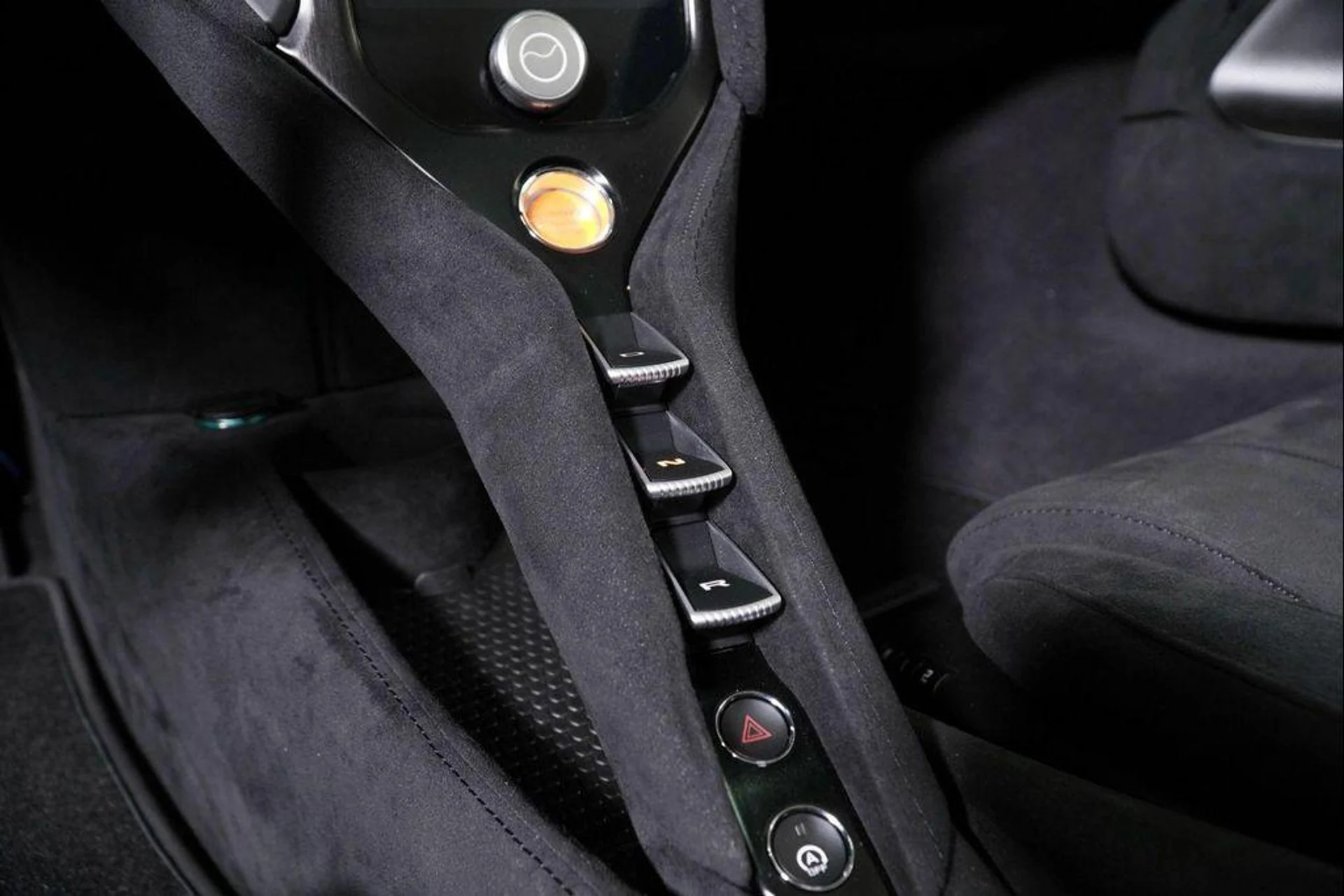 mph020_512720585_0c_AGN_Hwq_M5_Rx29_Zhk_Q4_bwg_D2_E_f378591cc2