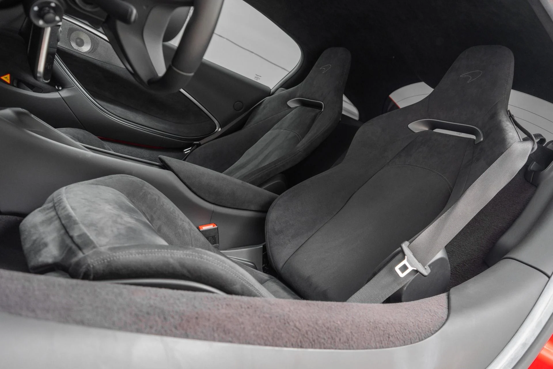 mph020_514379774_Used_2023_Mc_Laren_Artura_1776720126_b71d9f4b8a