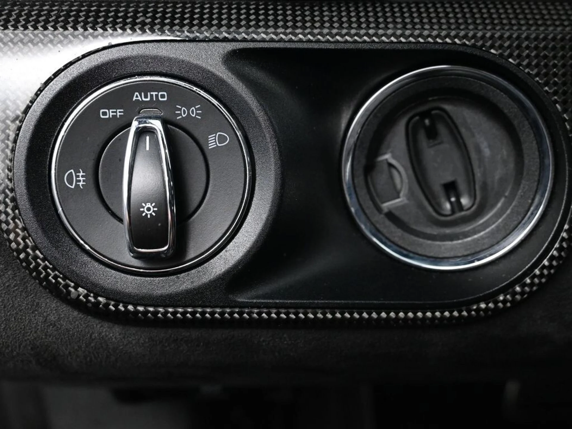 mph020_51569097_b45629a183237002cee13c3aba073dc3x_4fef362a52