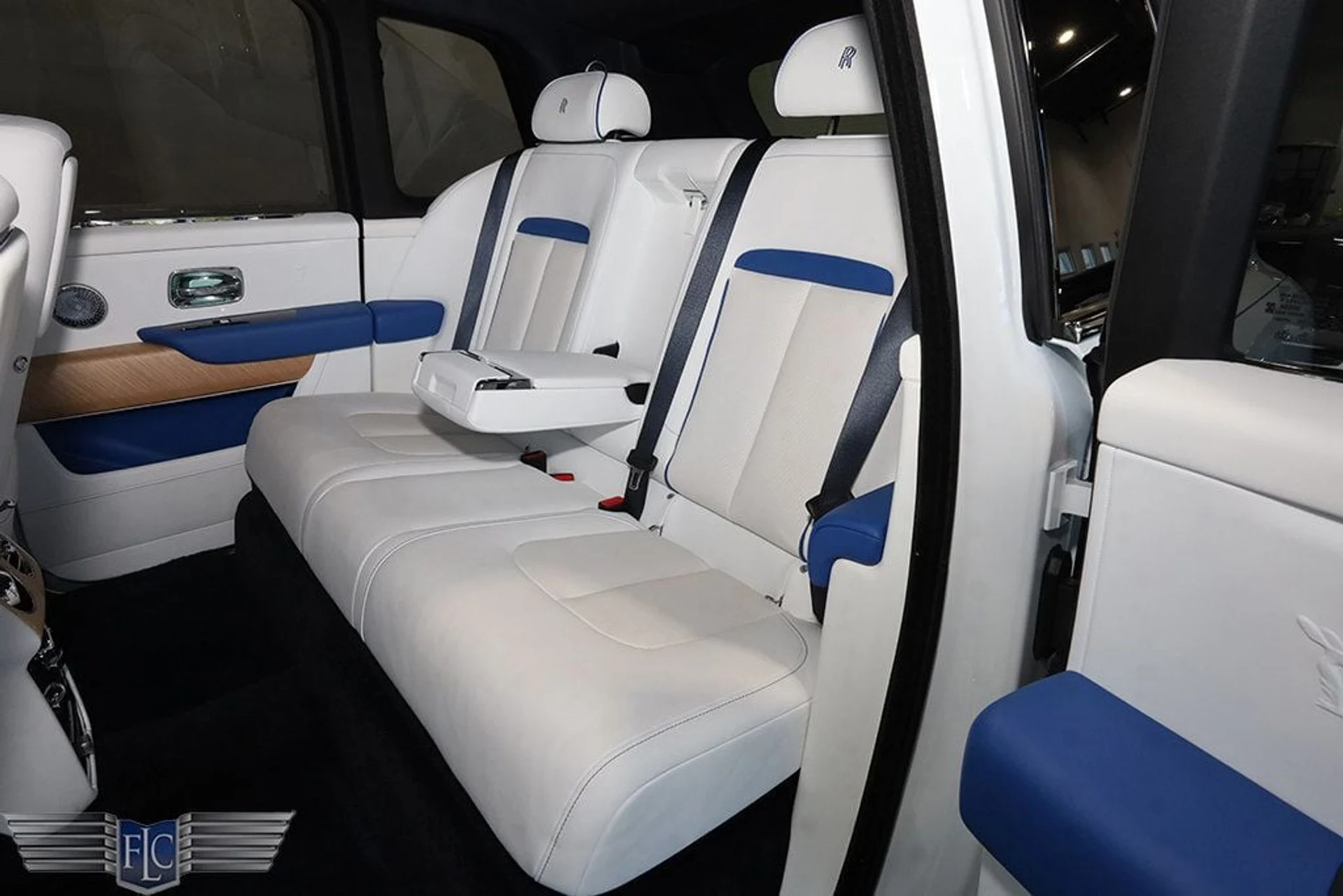 mph020_517115367_used_2021_rolls_royce_cullinan_sportutility_9689_22989825_21_1024_49b026d039