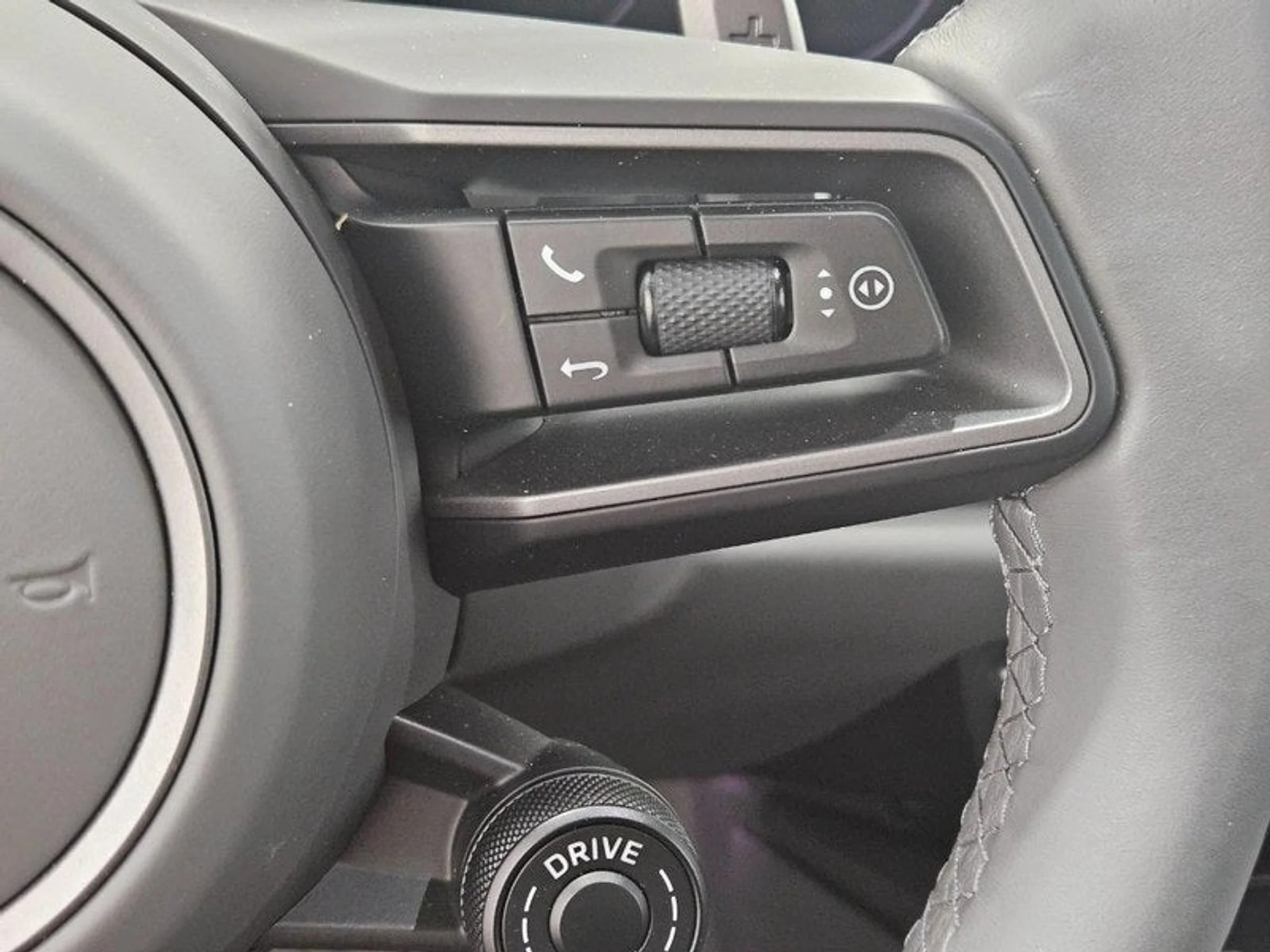 mph020_517997837_21_41bba25b4a