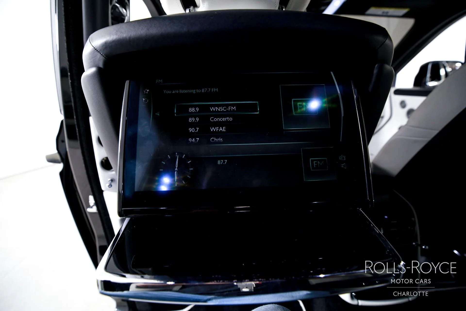 mph020_531690627_Used_2018_Rolls_Royce_Phantom_1776373846_f124591e53