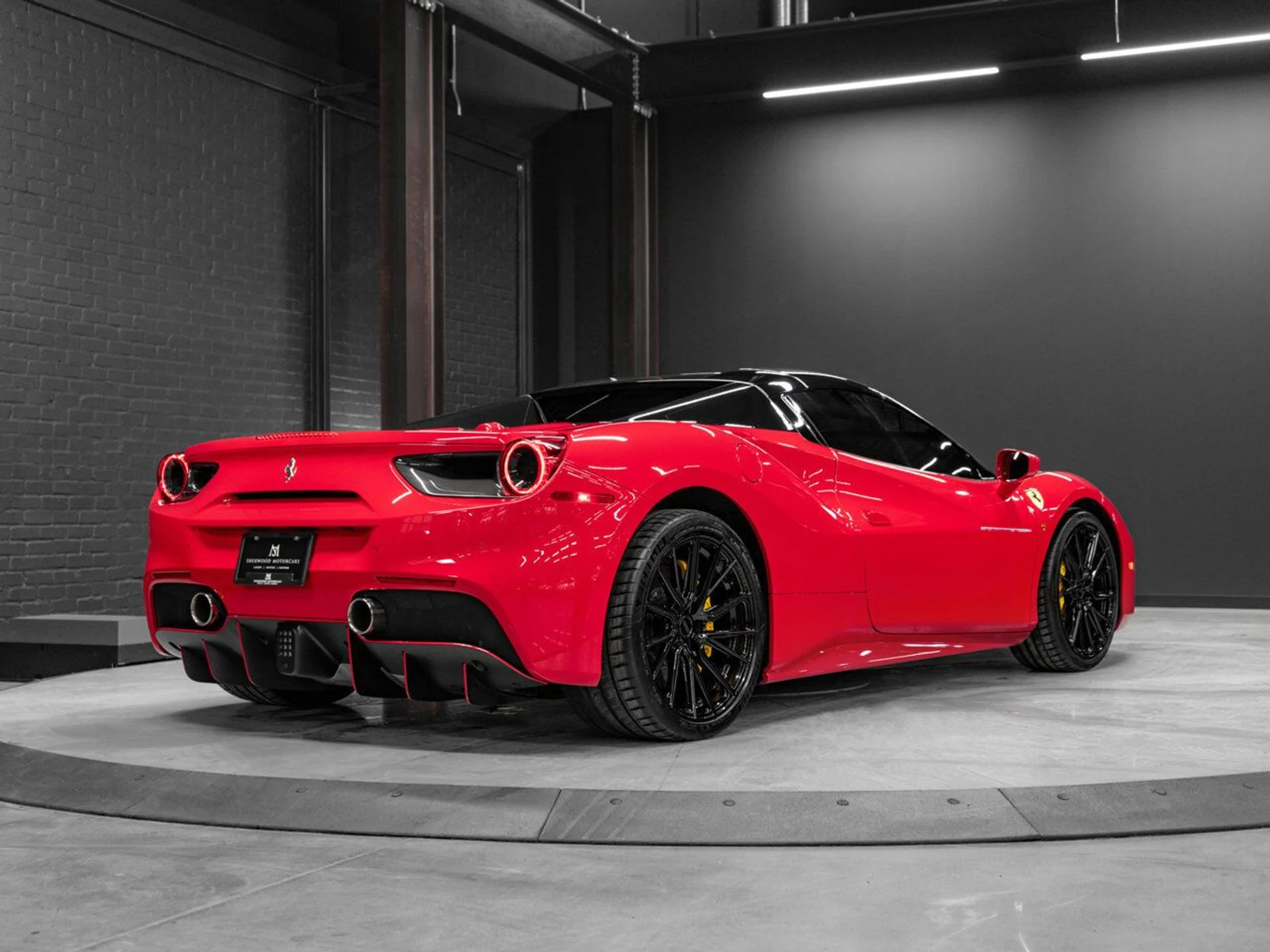 mph020_532532057_ferrari_488_spider_2018_a2846170dd