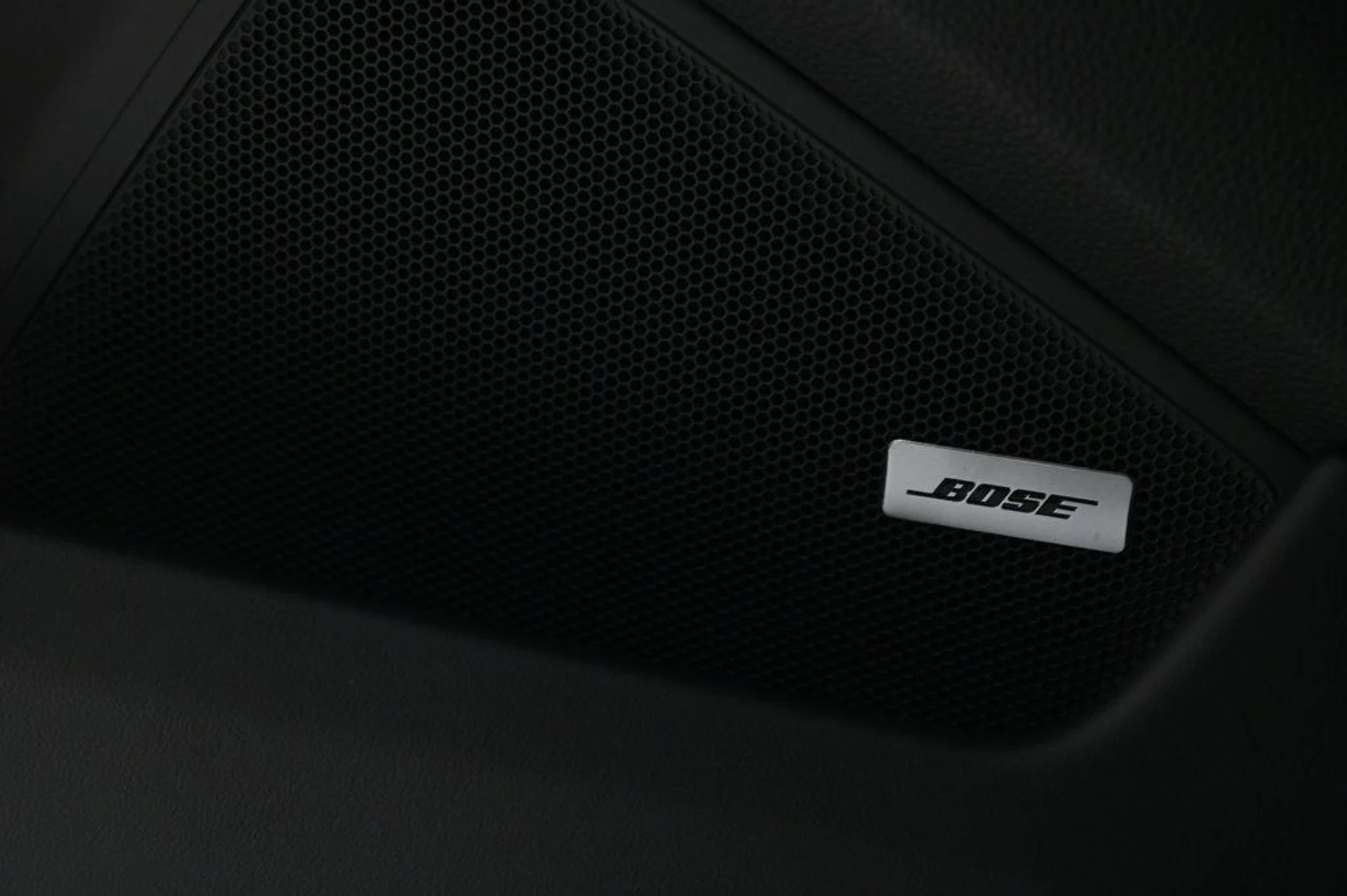 mph020_536737344_30a944a853ec4695976bac0a97eadedb_26bdf0afc4