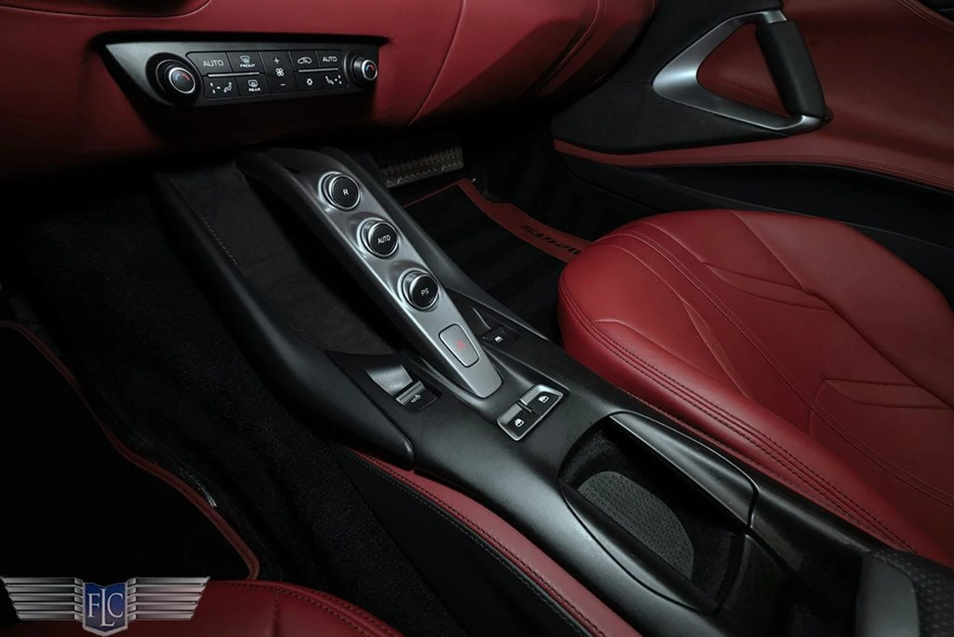 mph020_544325965_used_2021_ferrari_812_gts_convertible_9689_22993366_21_1024_5b5df31d9d