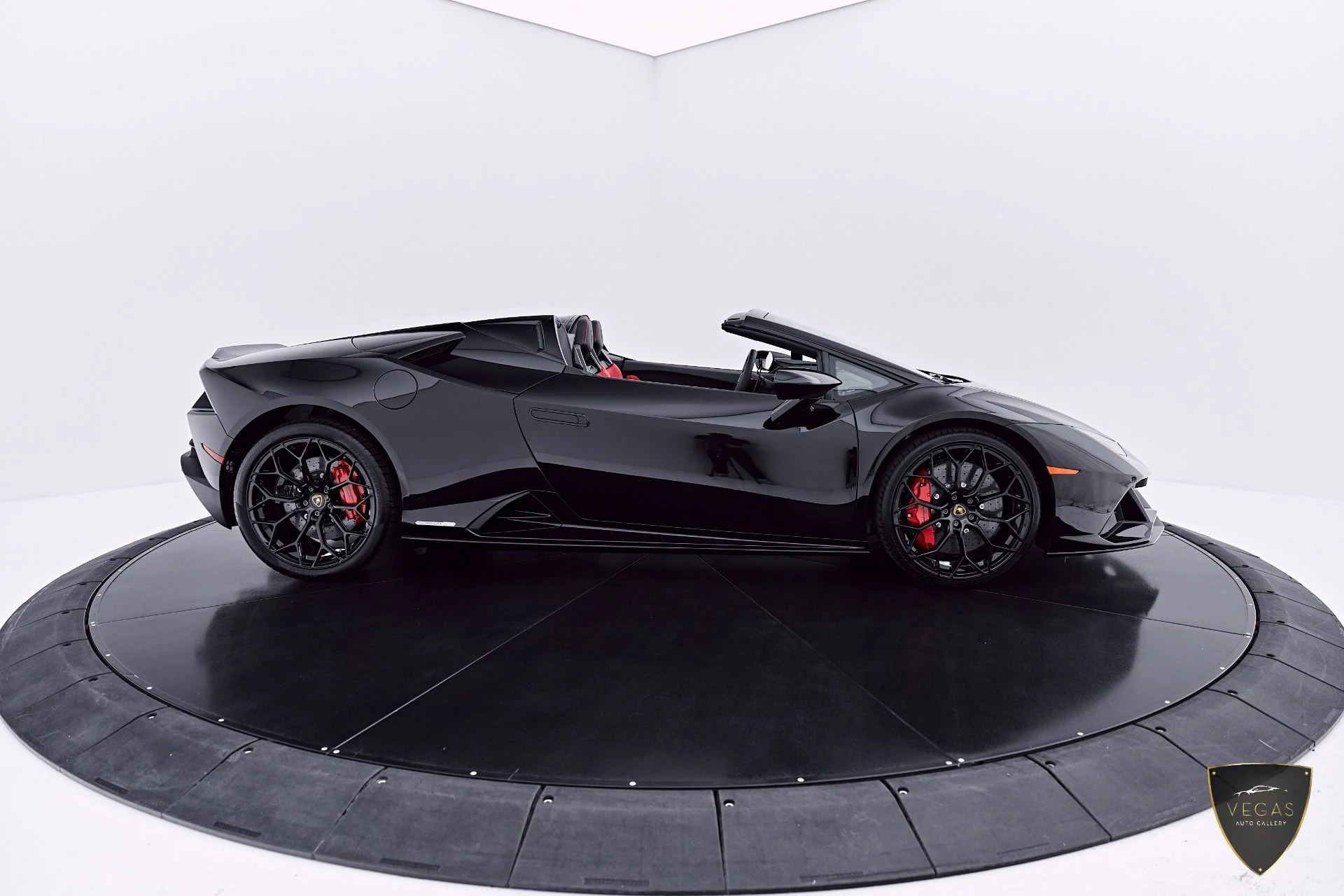 mph020_544332195_Used_2024_Lamborghini_Huracan_EVO_Base_1783505080_5093646e76