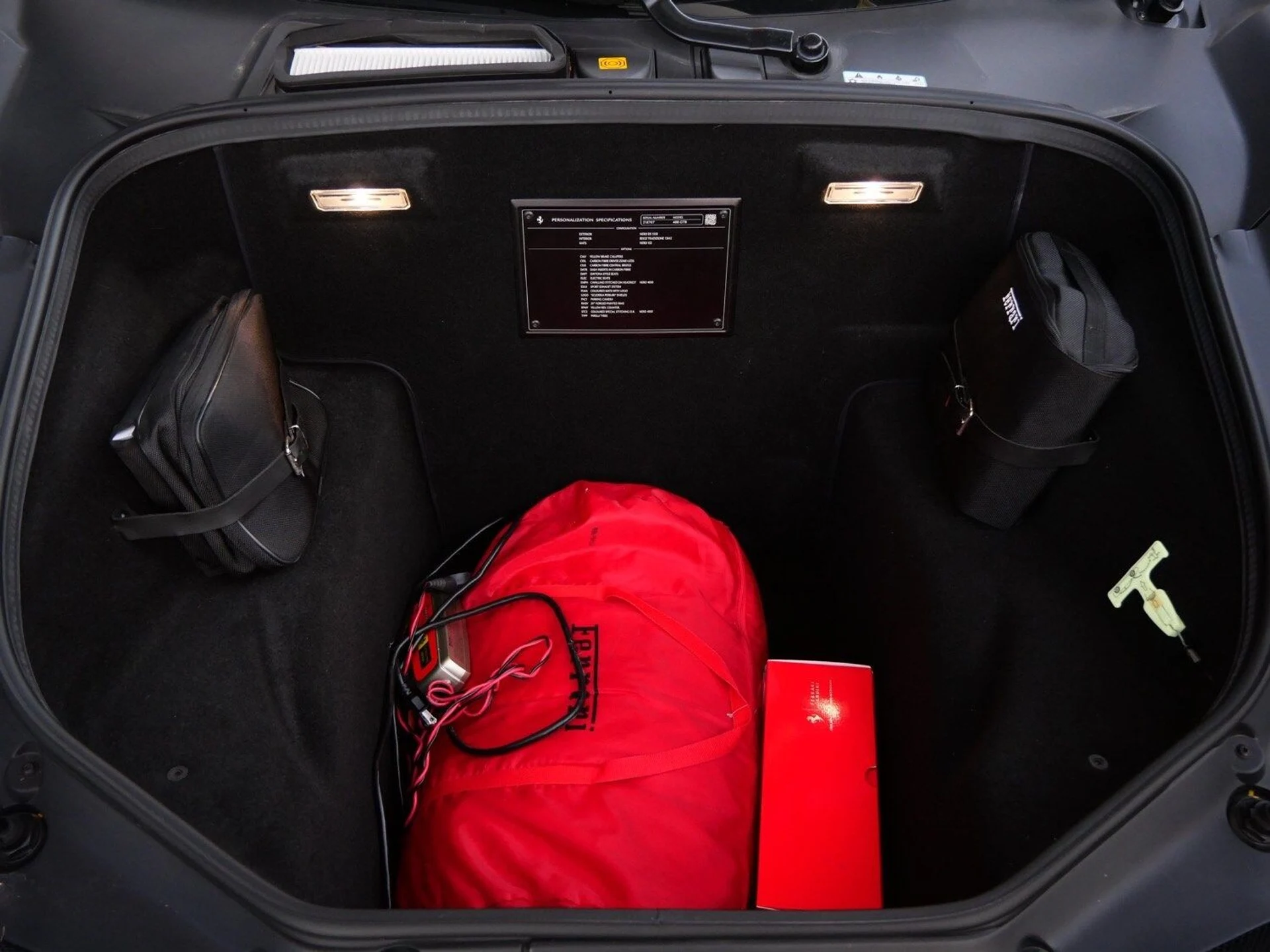 mph020_546576351_90a011cfded4abd81172a0842d4e0d6ax_e2f9b759fd