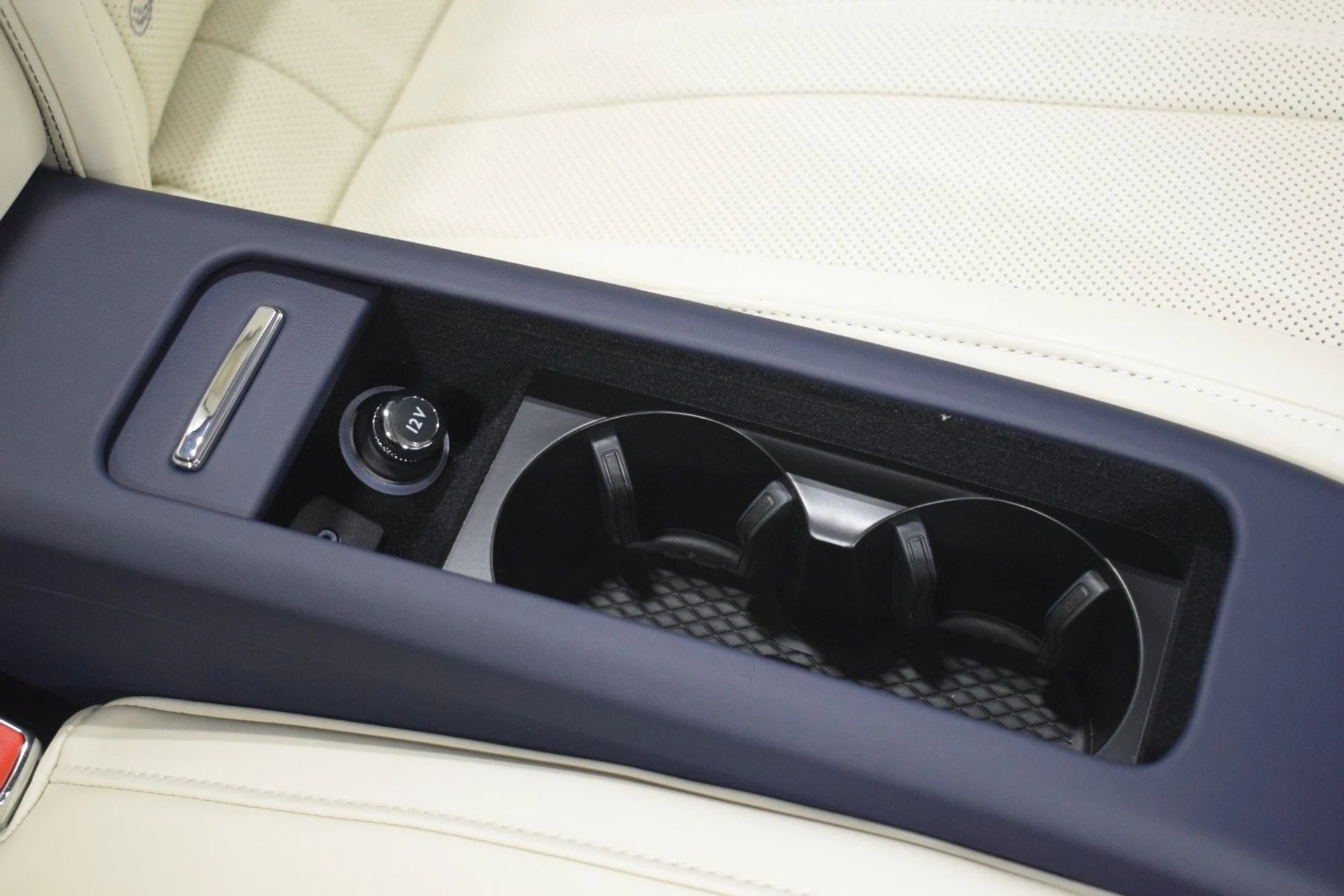 mph020_550174427_d18d48a69078dab3edb60edc98a6023cx_53e8ad14ba