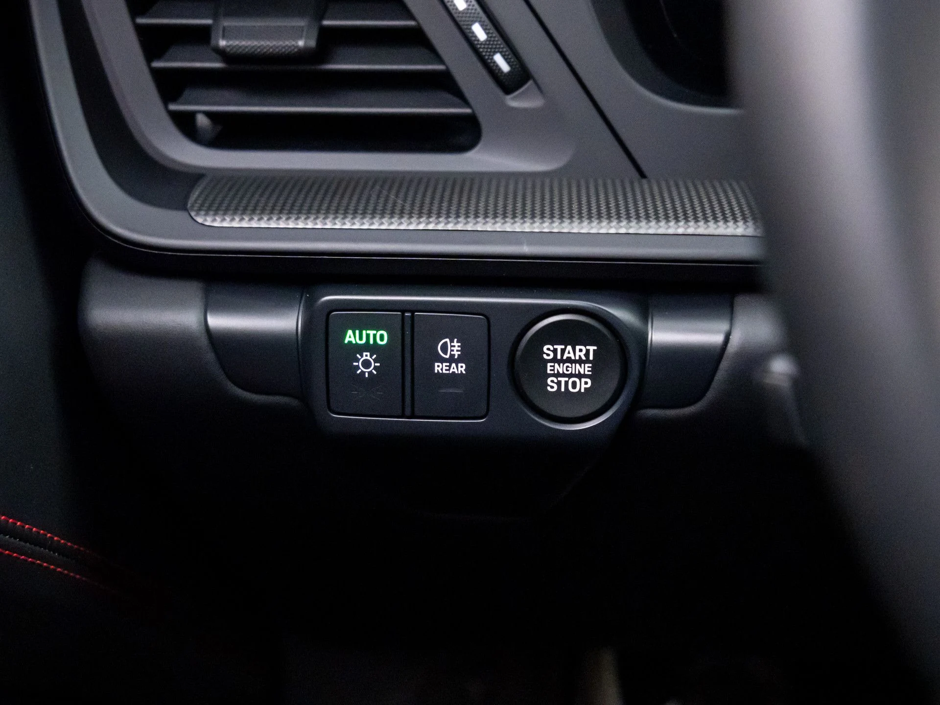 mph020_550188498_9946fecf815bf600e88143ebe7545877x_fbc4f4569e