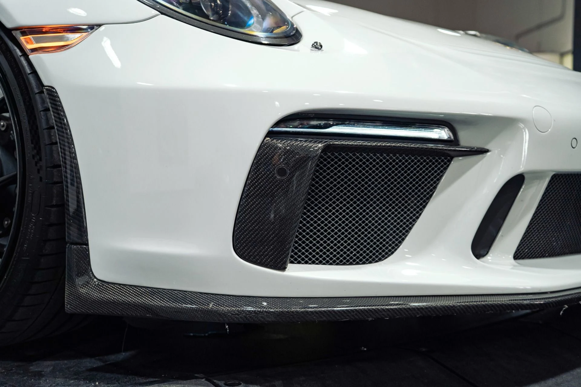 mph020_557261887_Used_2018_Porsche_911_Turbo_S_212k_MSRP_50000_in_Tasteful_Upgrades_1771453047_6b49a793ab