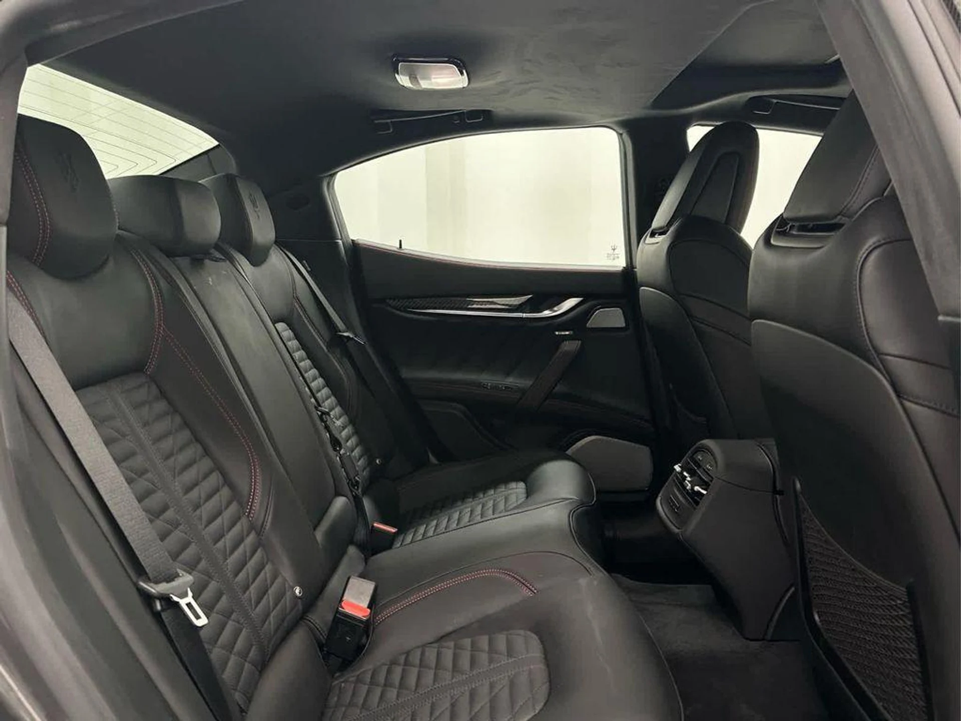 mph020_563251035_UY_Vrz_N_P_Ylu_PM_t4_Ugsy_VR_Ek_OSE_afbbd1e37e