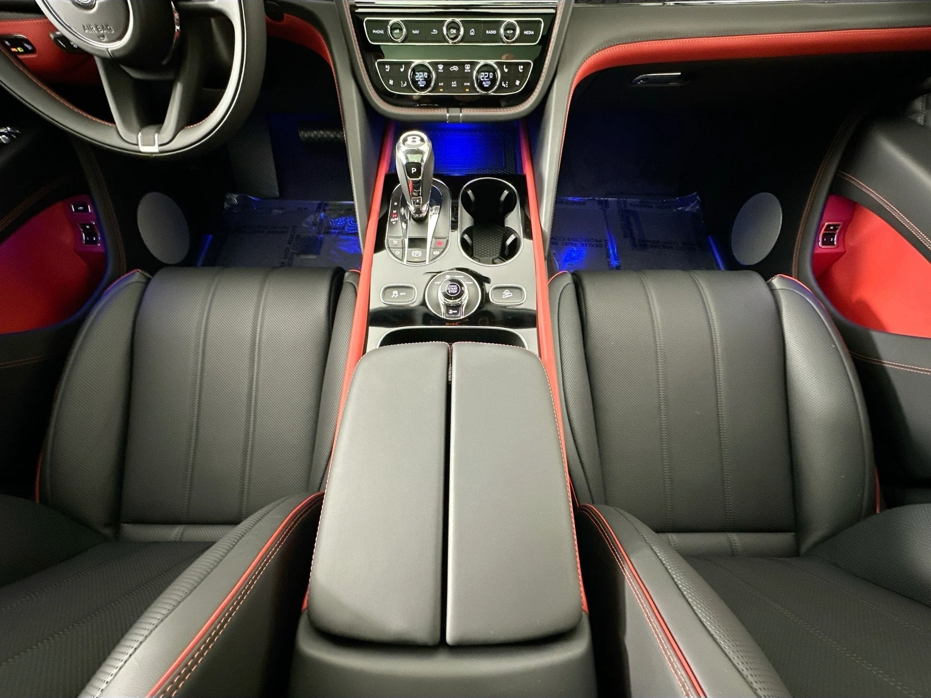 mph020_568777028_21_0c132ae6da