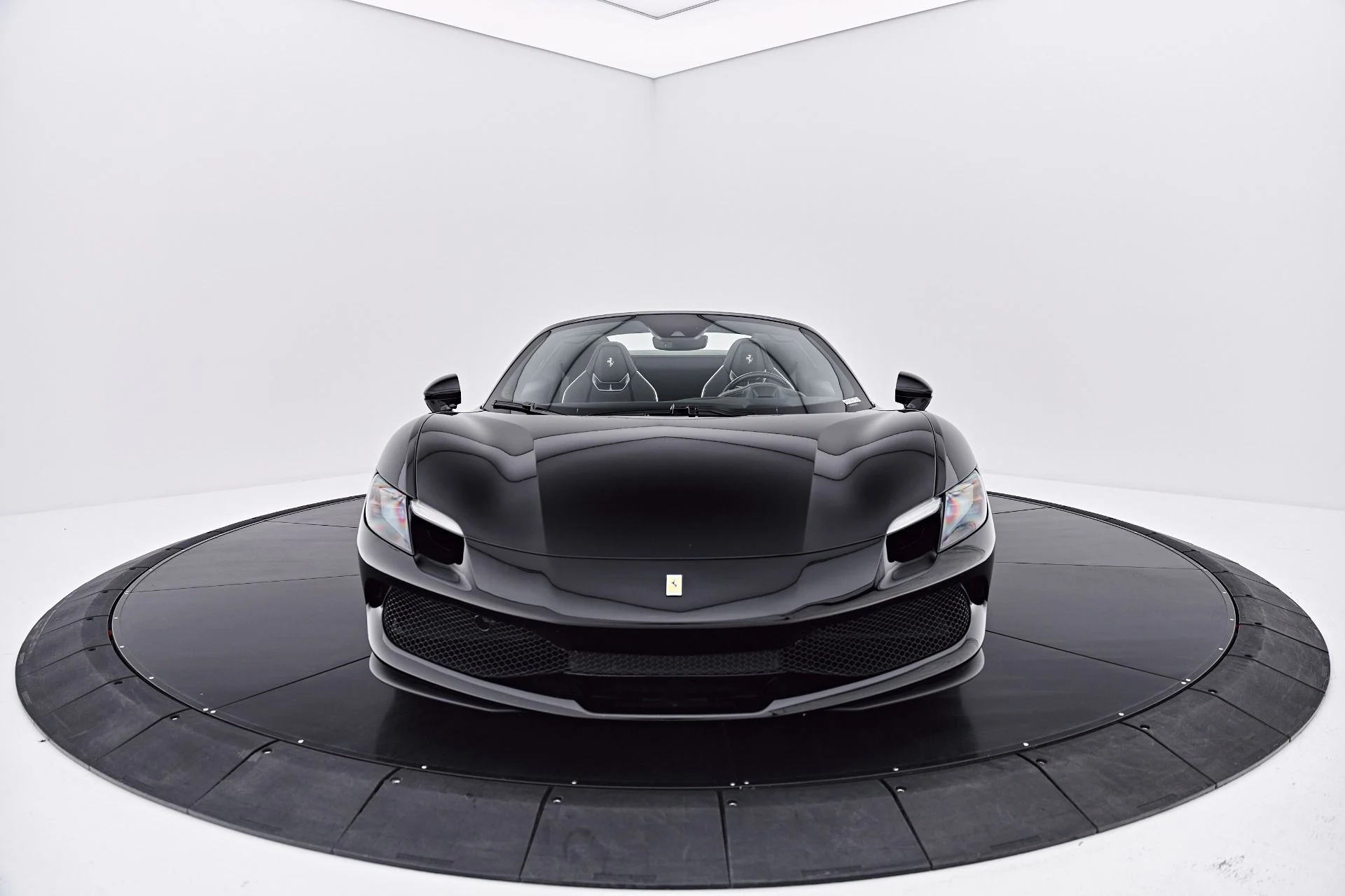 mph020_569882399_Used_2024_Ferrari_296_GTS_1787614495_8e171e8f1e
