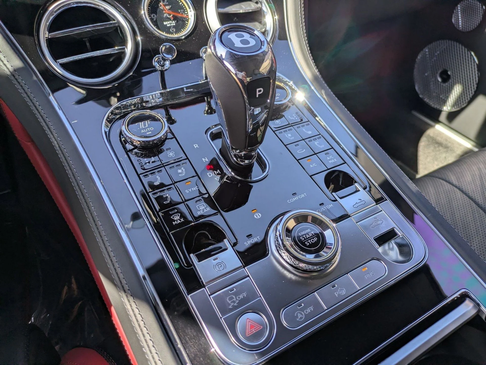 mph020_573038446_2b429f7c71cd5bc89b83630cff7b0525x_0c20999799