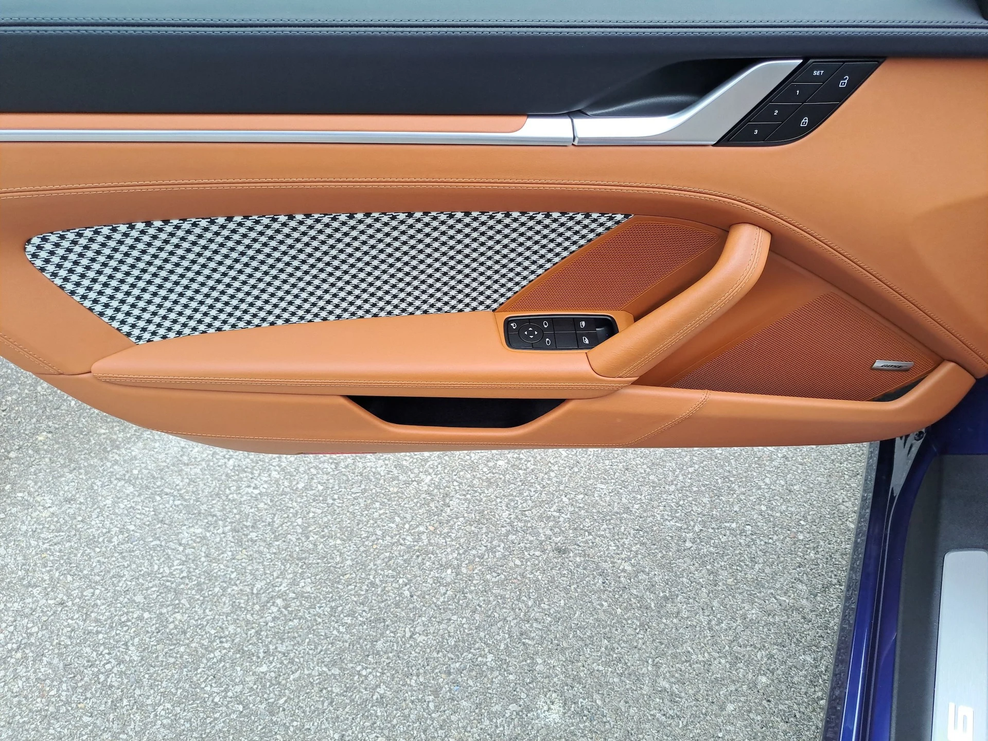 mph020_573869661_5e9778114a630be0382e31dc6c397d62x_8086686946