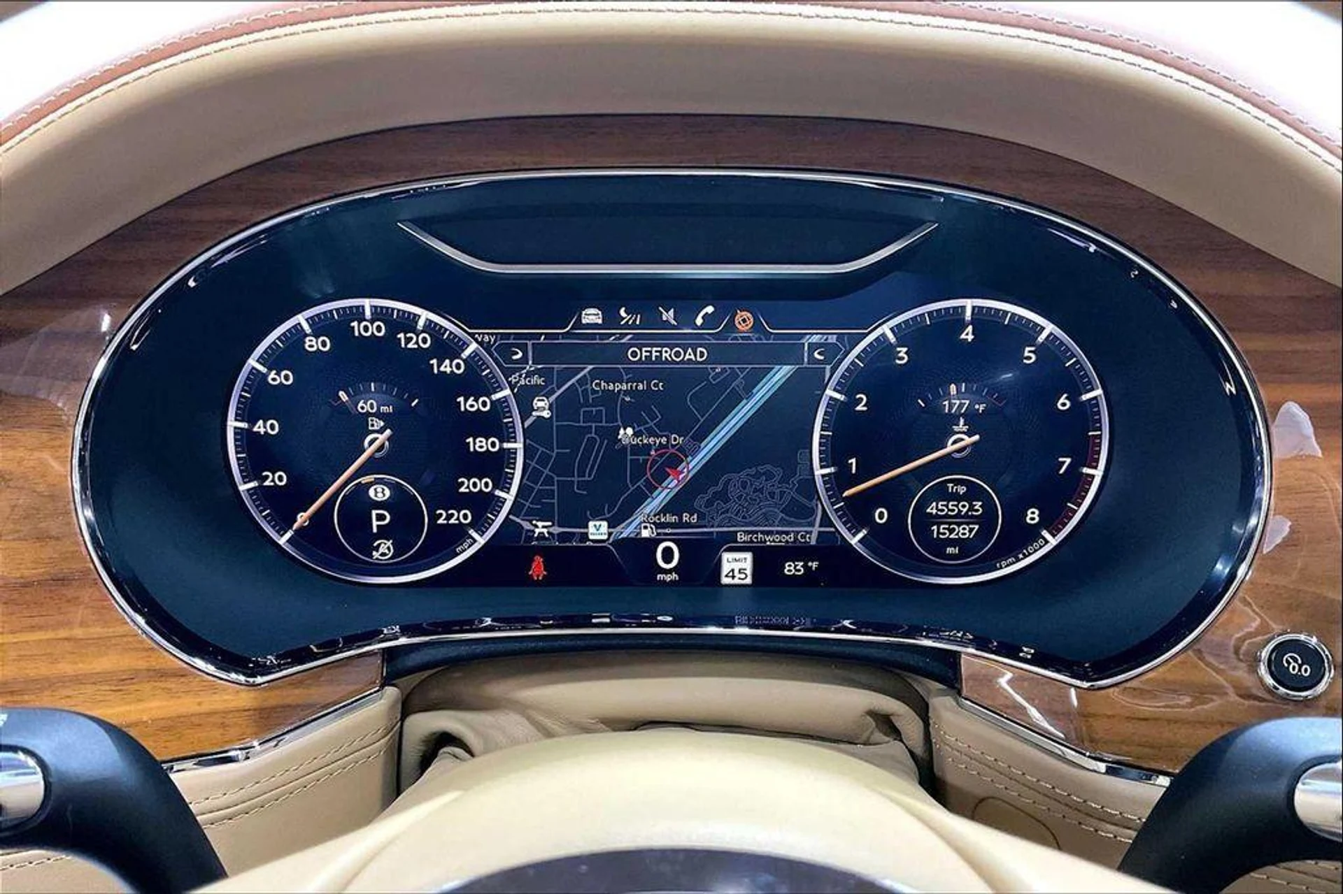 mph020_585058325_fs_M9_Qi_B1_M5_Ye21b4_E0_c4t_B93xo_0652803068