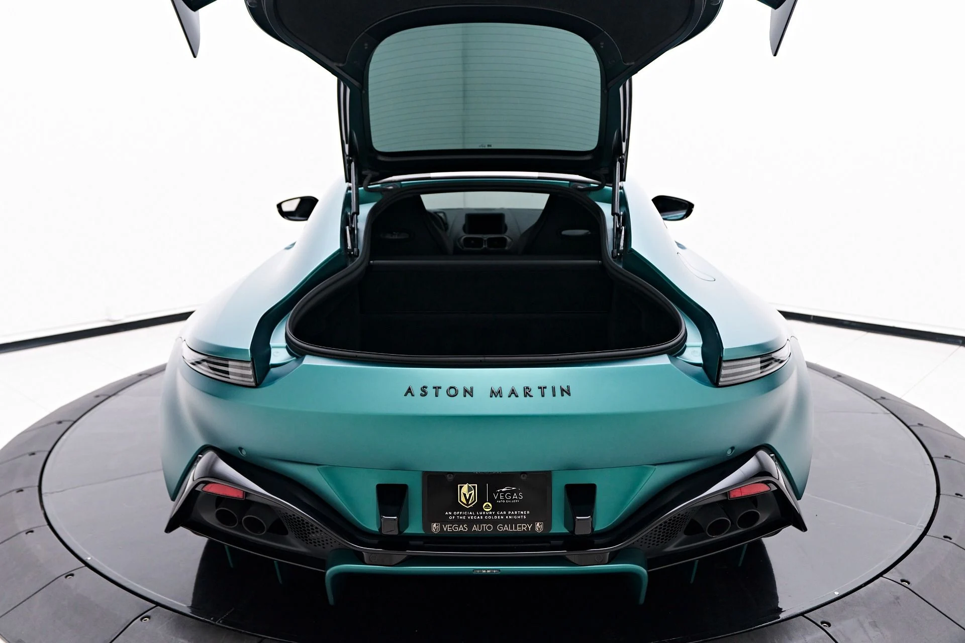 mph020_589819389_Used_2022_Aston_Martin_Vantage_F1_Edition_1756259692_5104e436f5