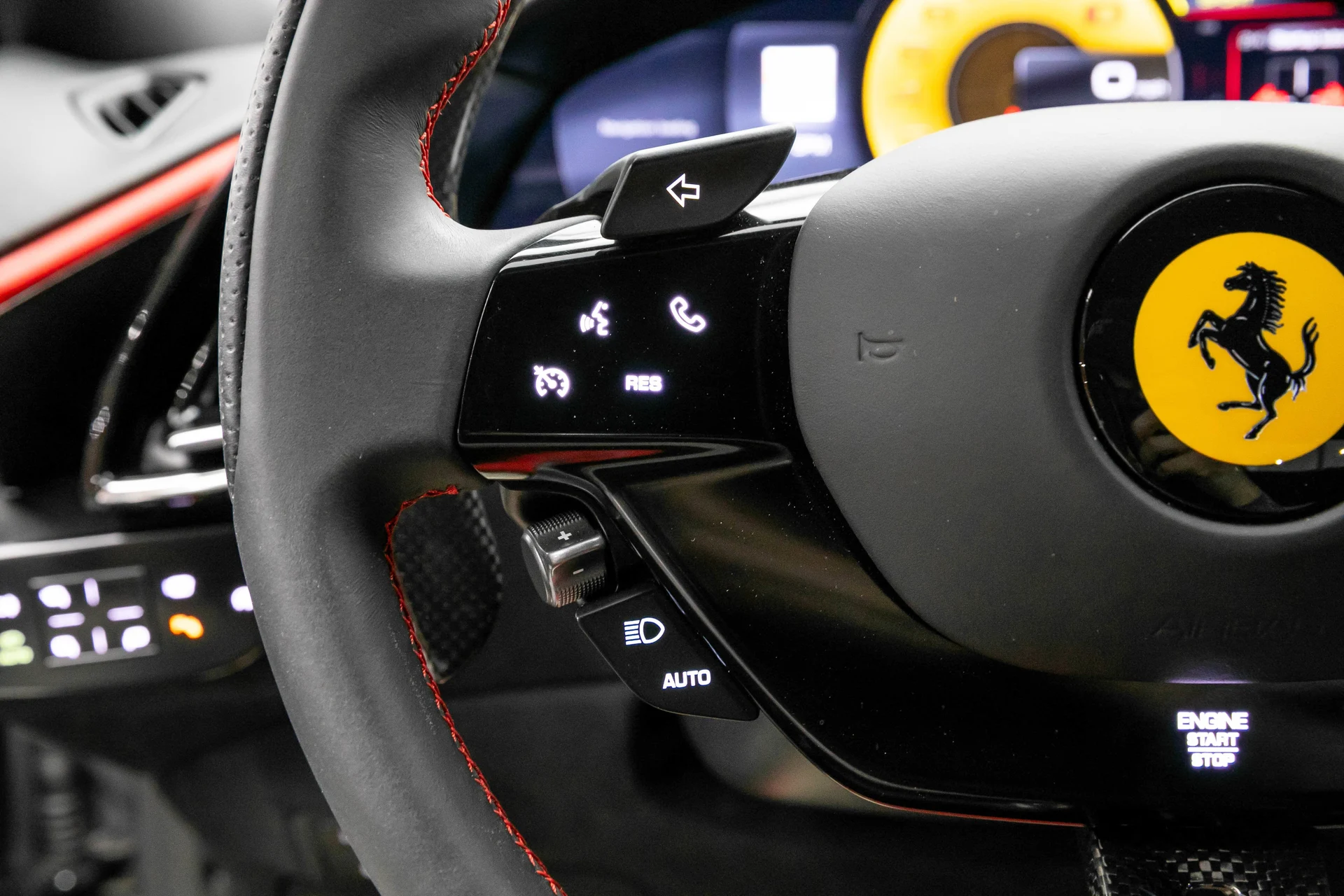 mph020_591042050_330526b41cad49e1bdae1d769b533619_672133f409