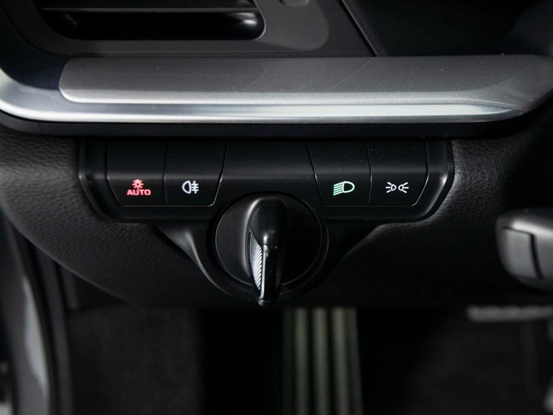 mph020_592170967_d_Npx_Mg9yj_N9_C_Nbs_Ogw_A_b_G_Arnvg_66c5746ae4