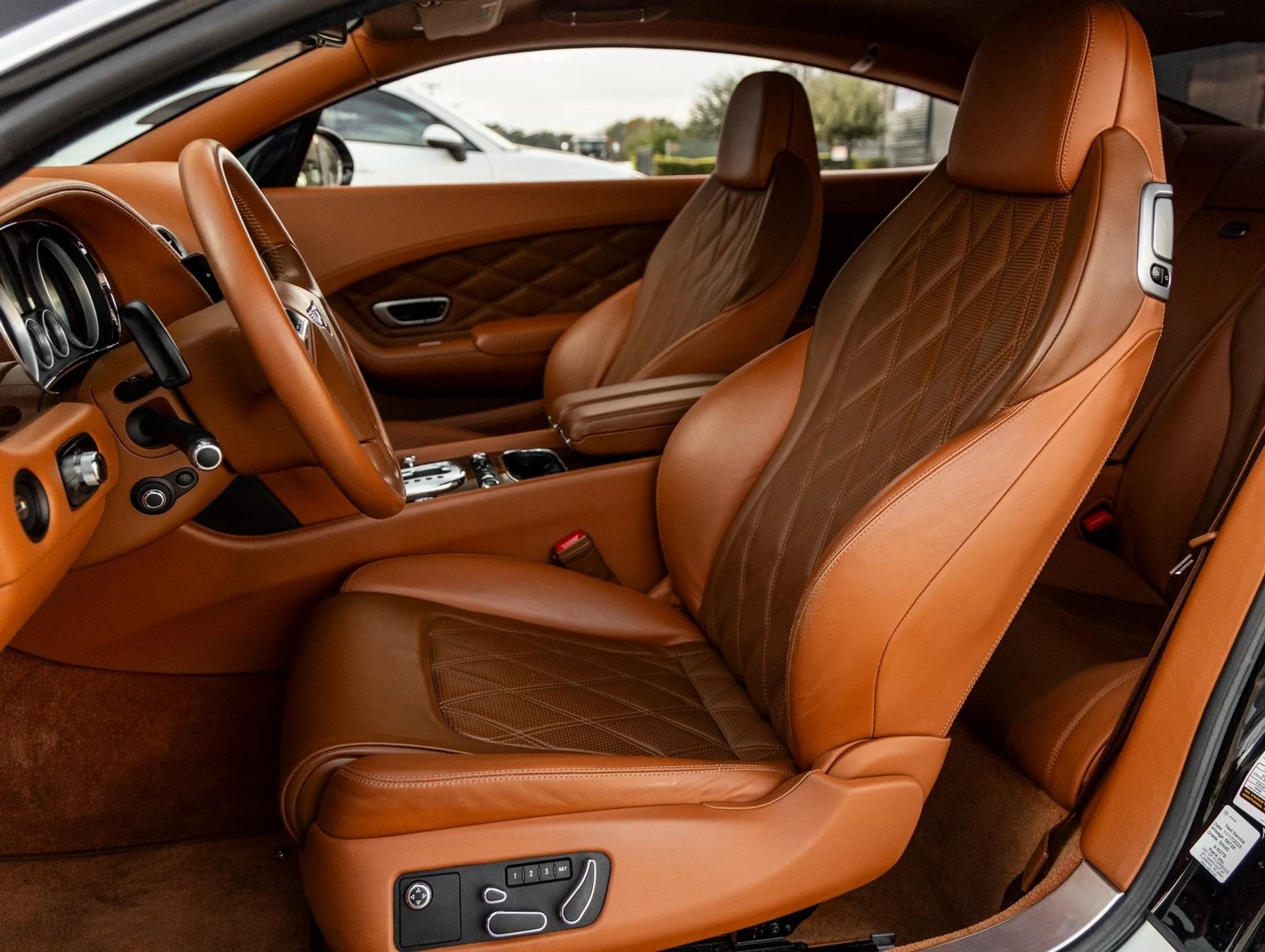 mph020_593667610_21_b0bda64e89