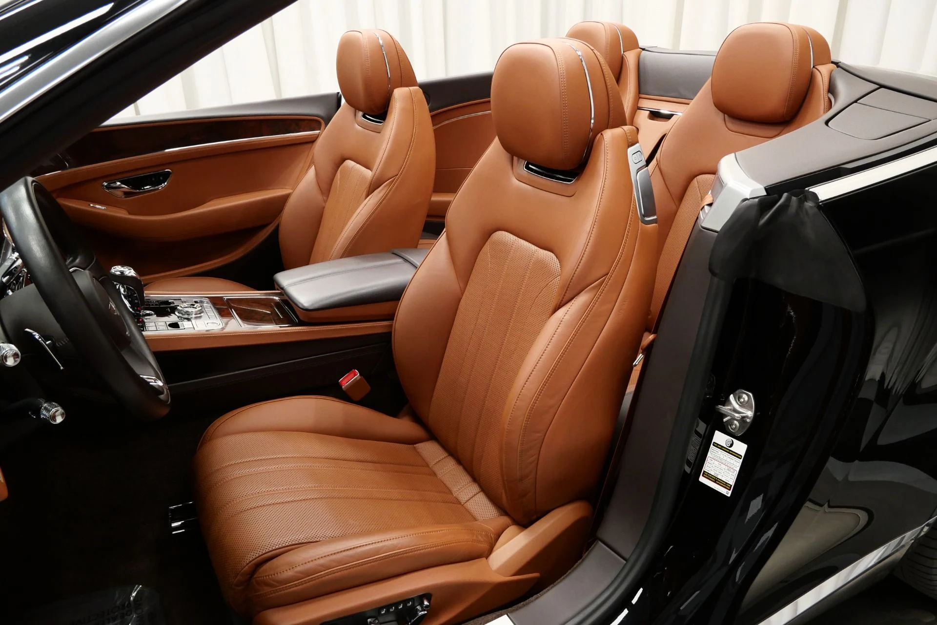 mph020_593840542_Used_2020_Bentley_Continental_GTC_V8_1744903407_0784a63ea5