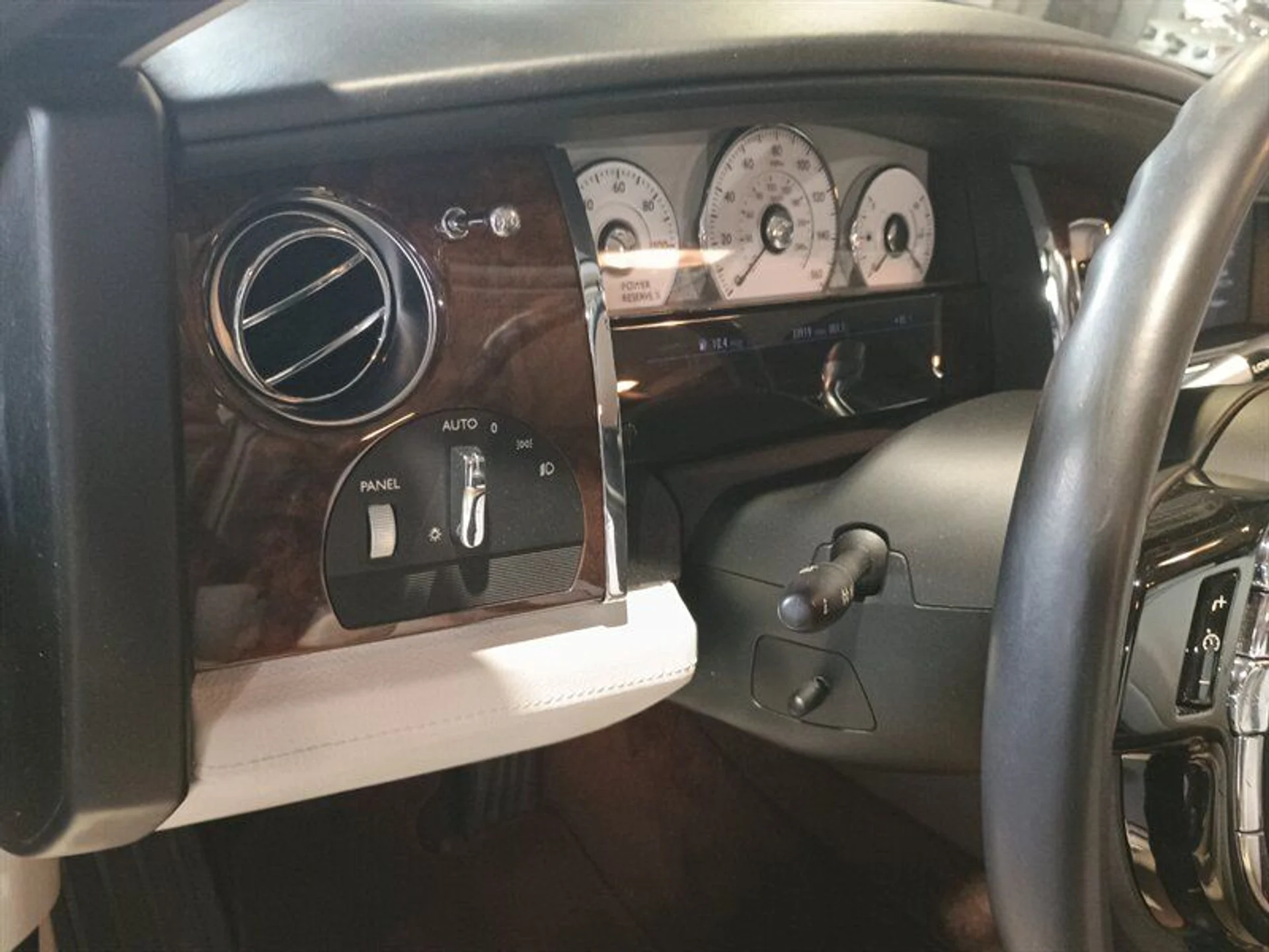 mph020_594148988_edb8ca2459_800_b615d9cff8