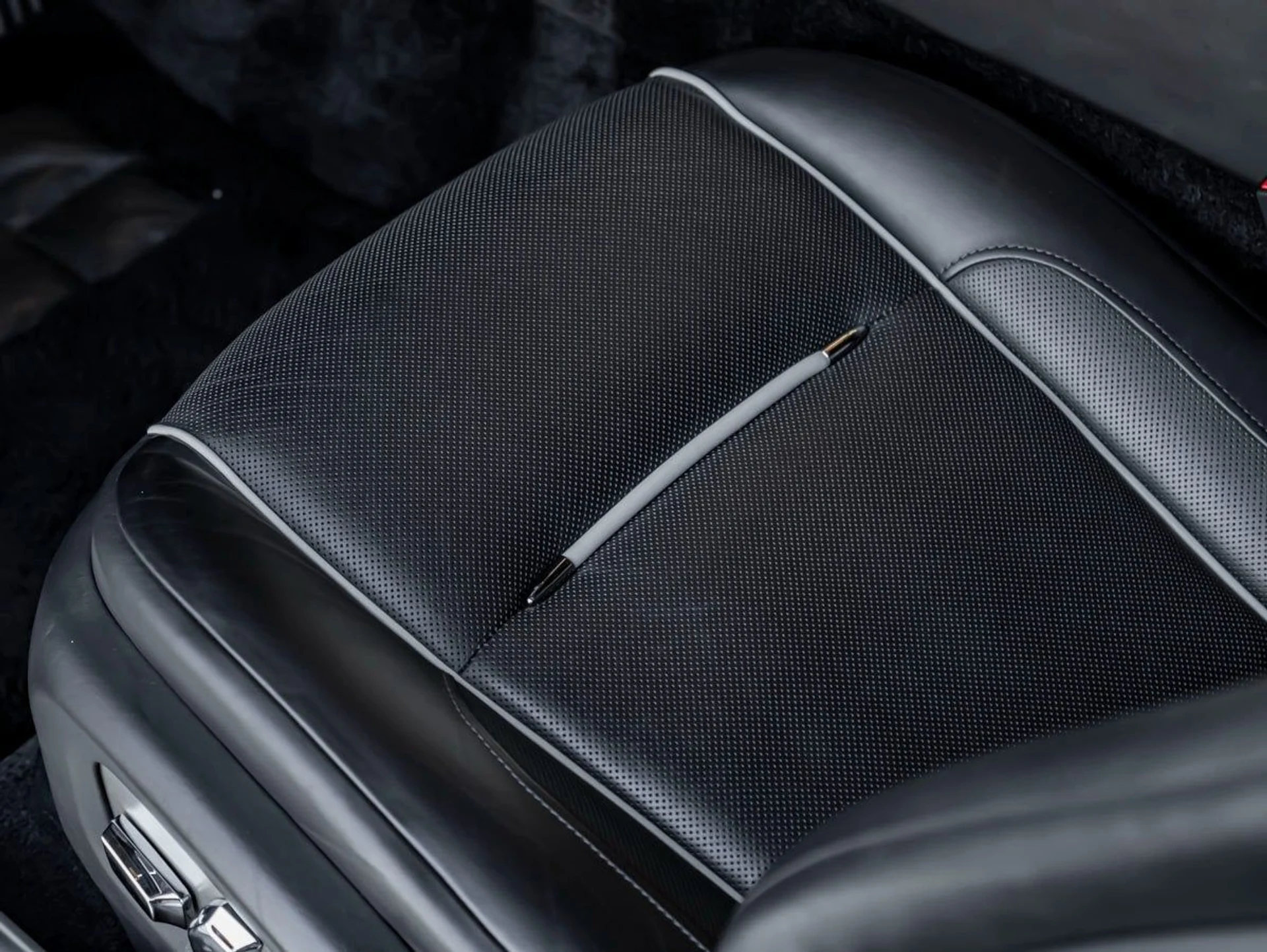 mph020_595195658_21_7cf8518882