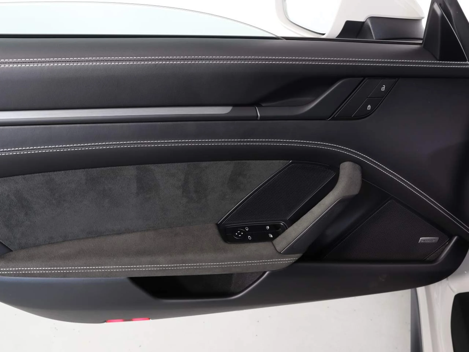 mph020_59834286_aee3a85f5e7759791ae5d9761dc060eb_3de991037f