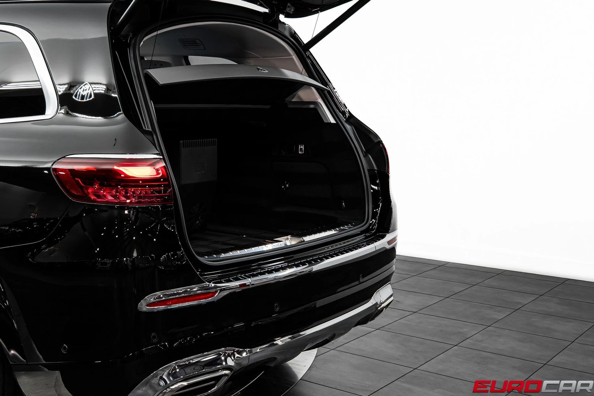 mph020_600235324_image_21_40d73e9050