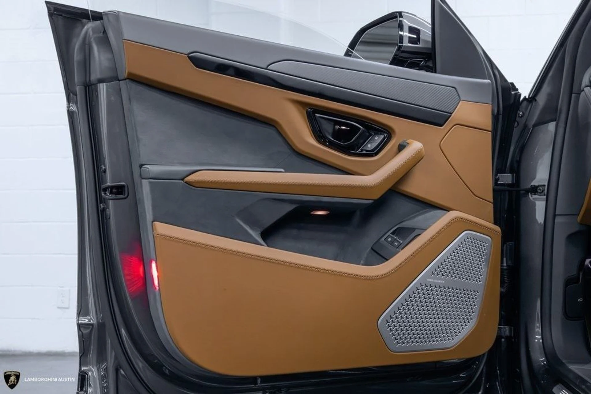 mph020_602832878_d63d588d117ffa0f259104f417e58ab7x_a65ff5d6a7