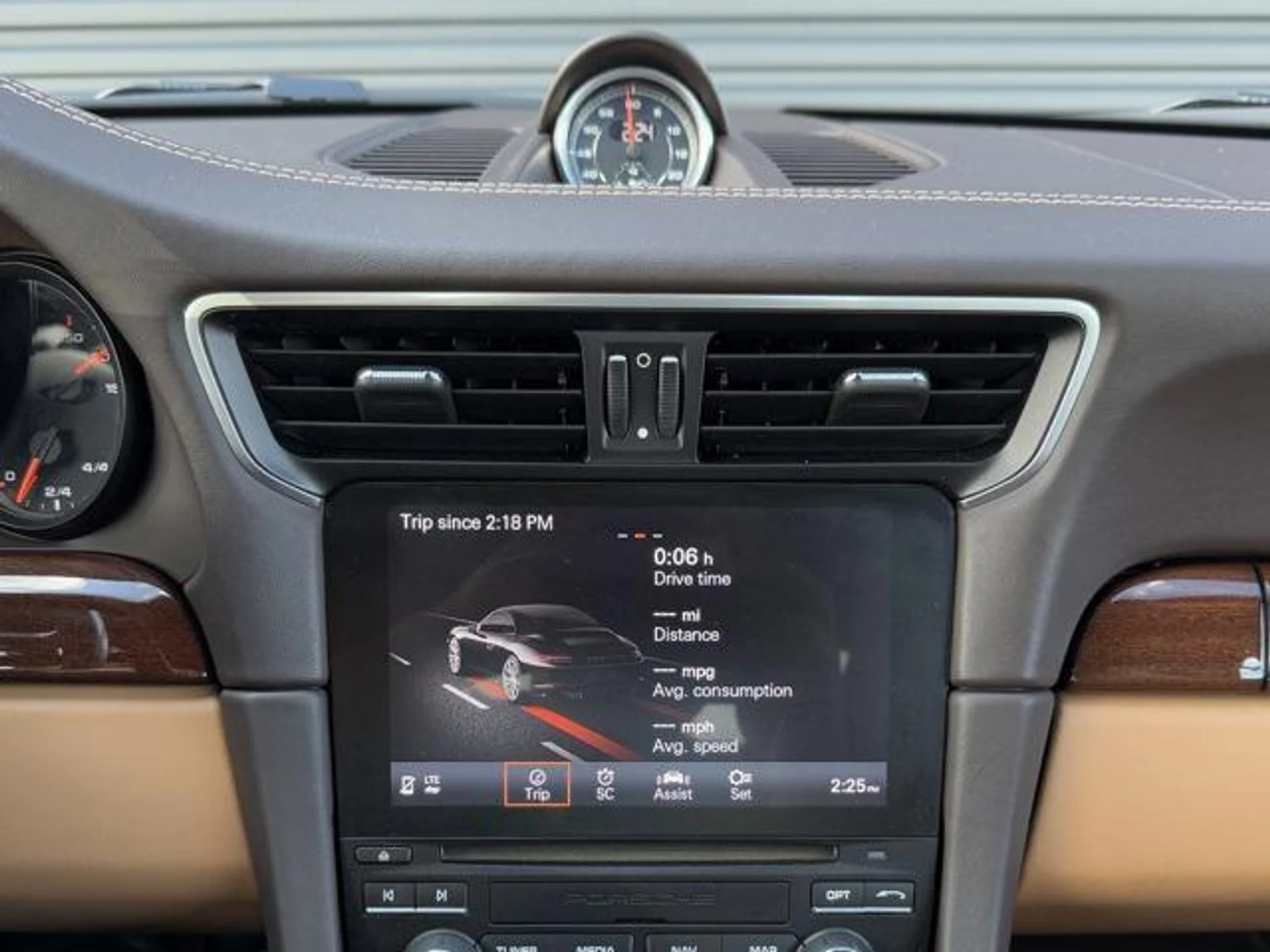 mph020_604890485_GM_49_E7_U905_DV_Dt_X_H4z_Gyfzs_Nyg_df0c1a1484