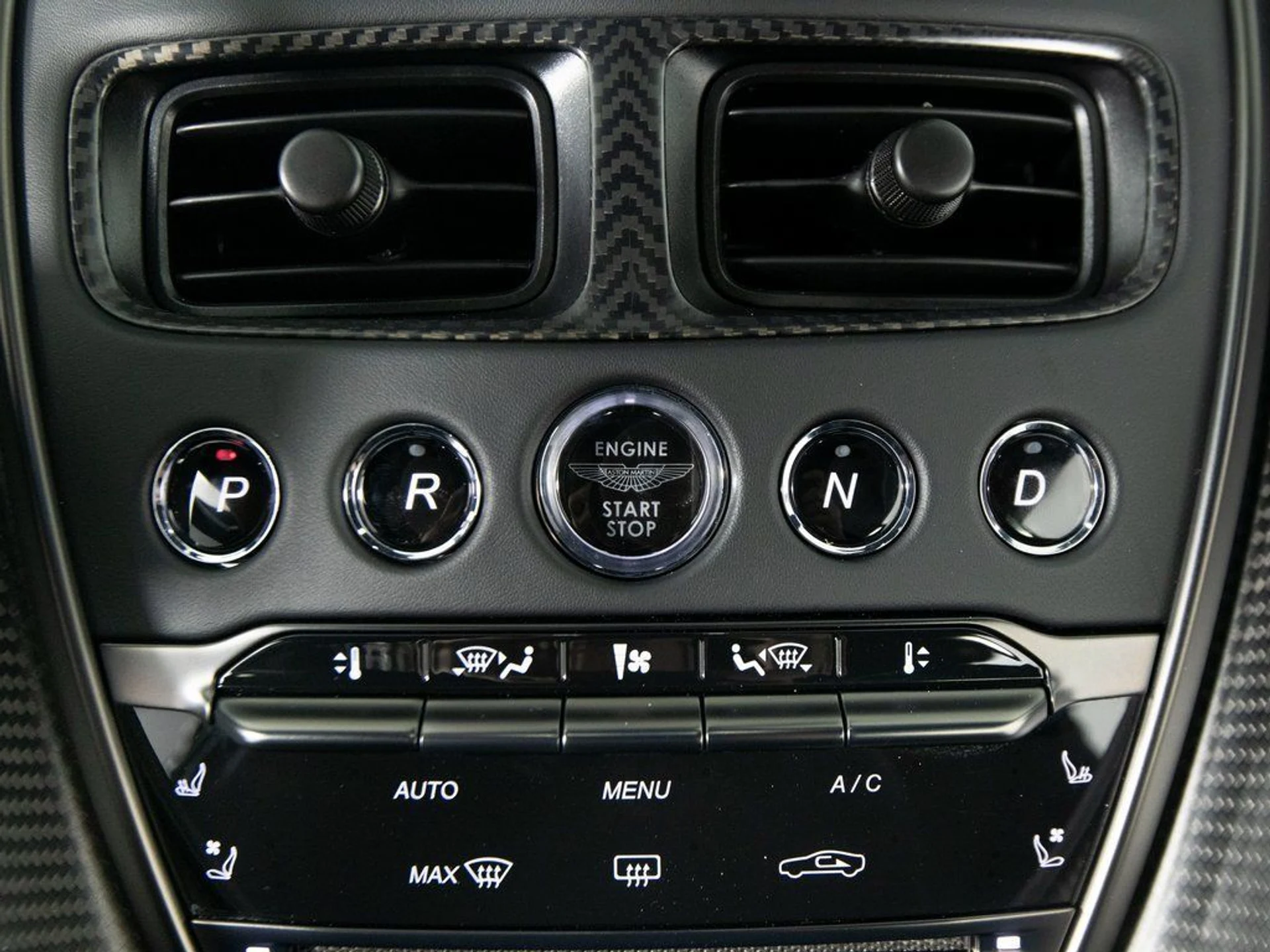 mph020_612695571_0084871e4cd9fde3419e1777e6a0d22fx_b4e8075eb2