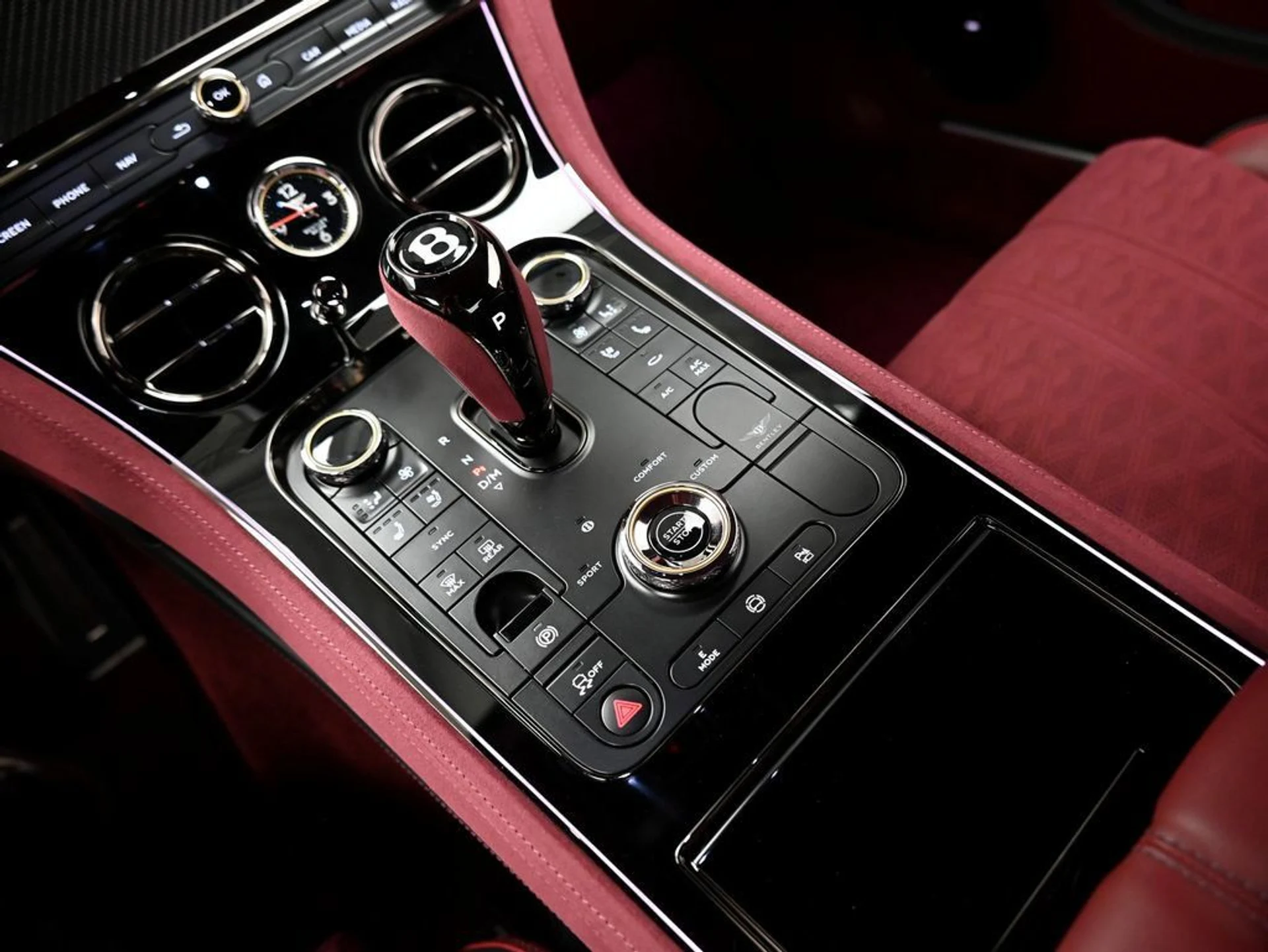 mph020_61557913_73250de9e7404411835cce18262c0d98_7af2136f1c