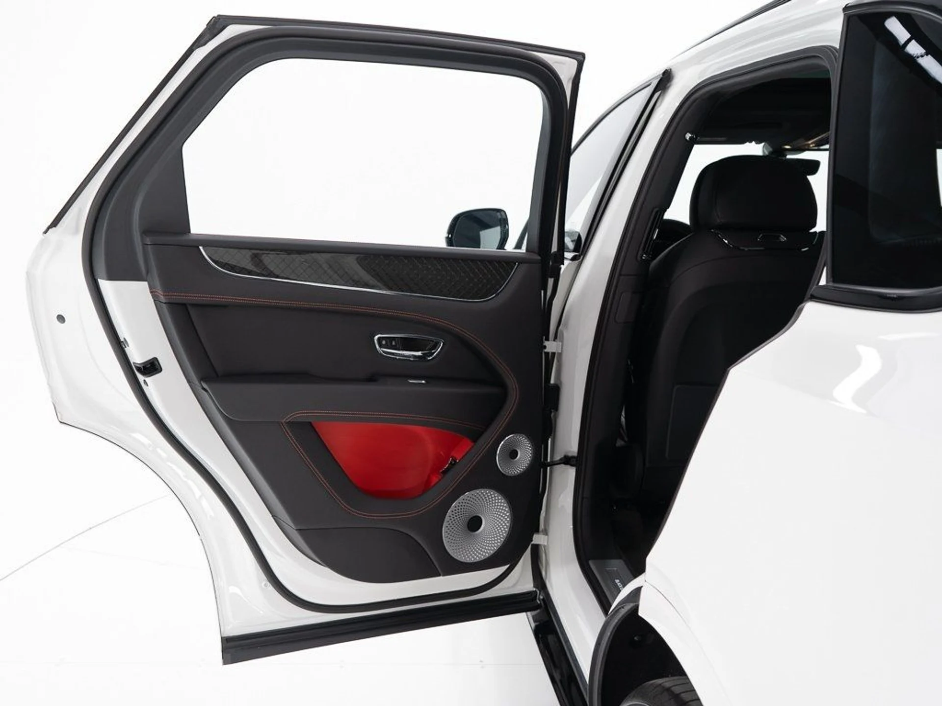 mph020_61608600_953e9389e835f9e22e8c64a89447c62c_c185bac94f