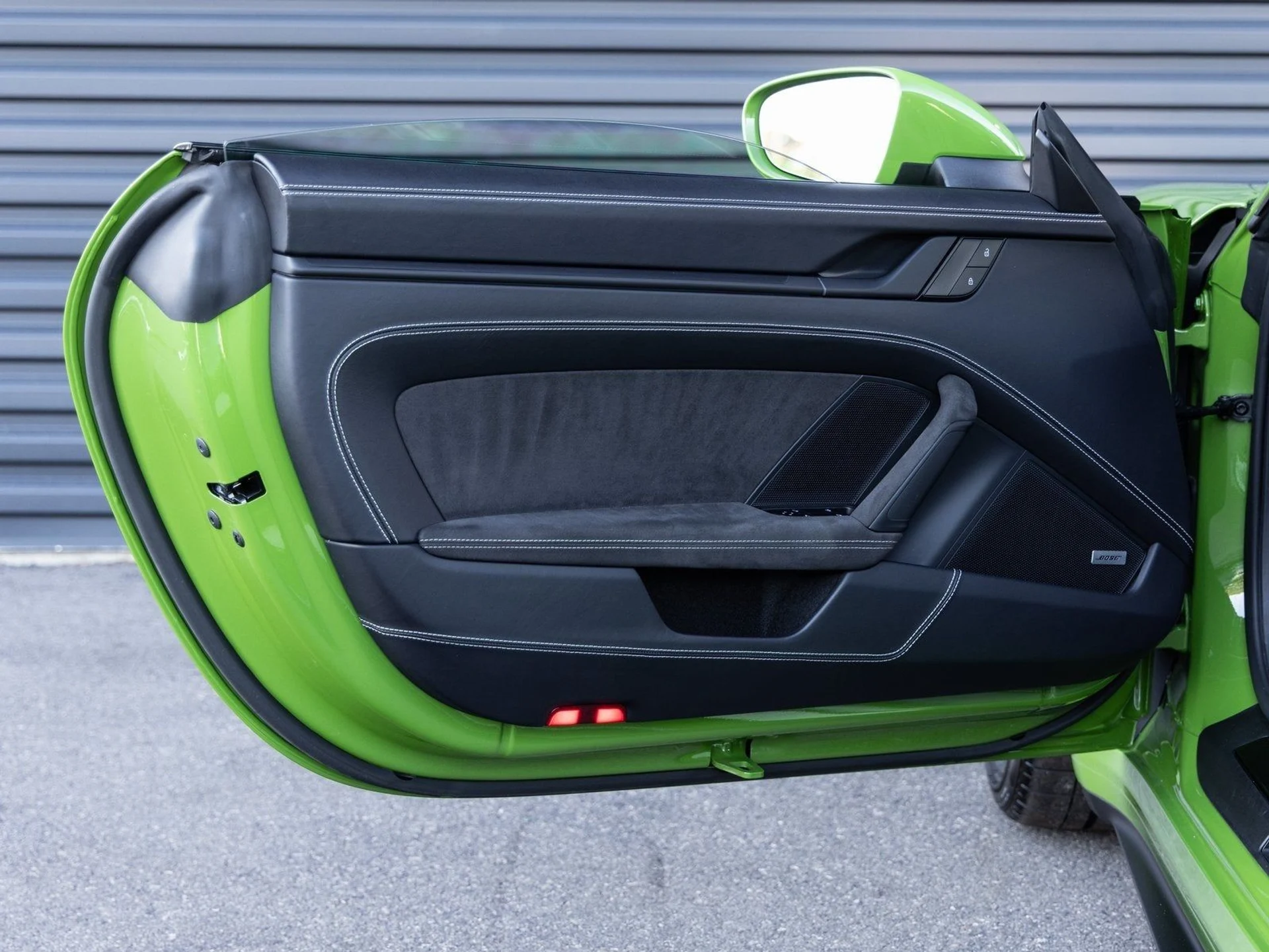 mph020_619229043_21_b2161061e9