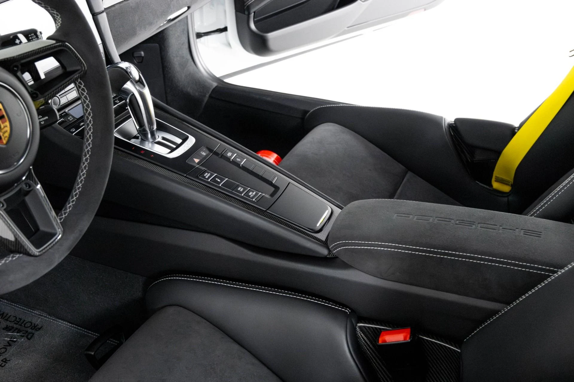 mph020_625150705_Used_2018_Porsche_911_GT_2_RS_1762386665_8f6821eef5