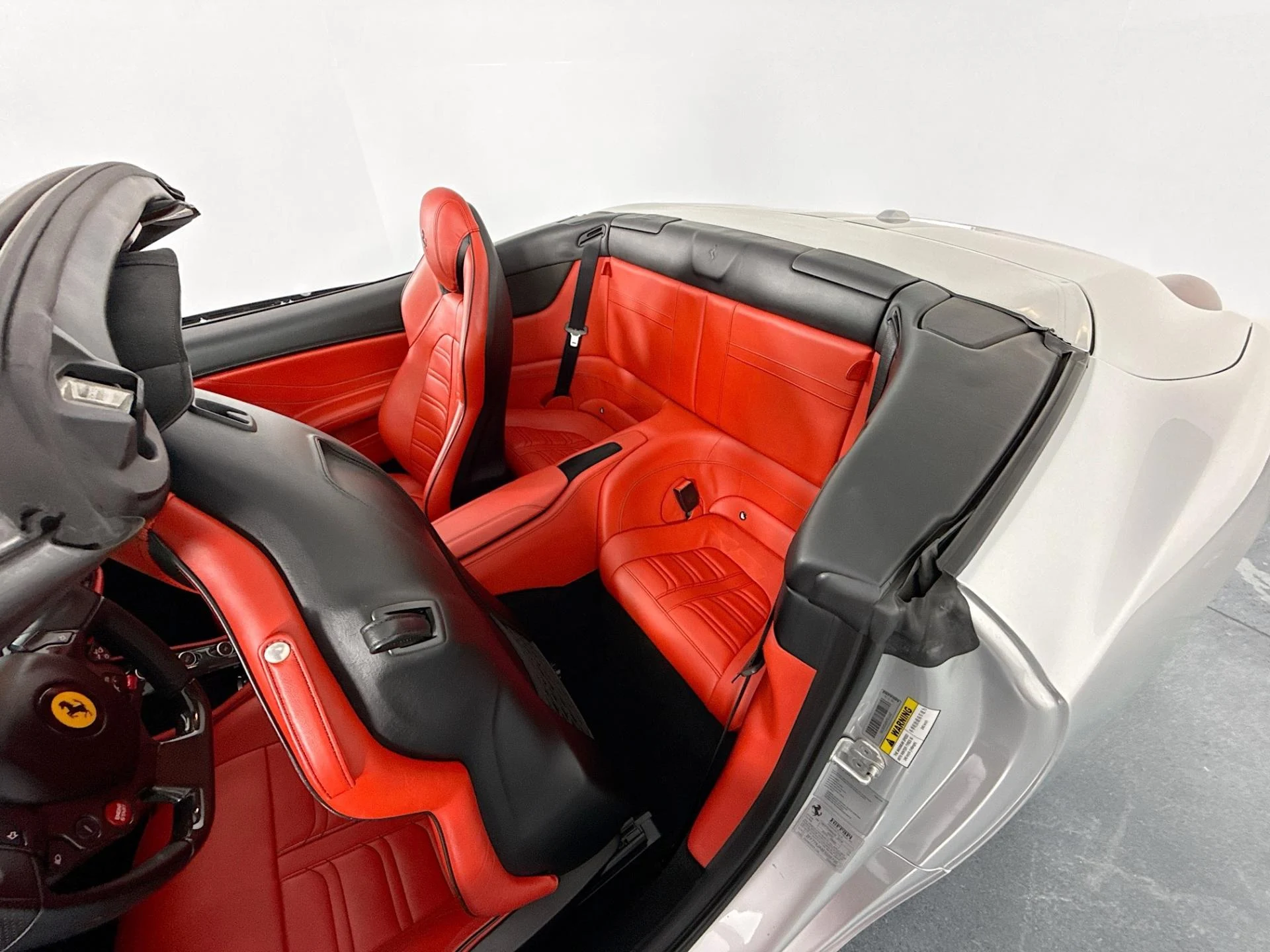 mph020_625160705_Used_2015_Ferrari_California_T_1782334332_e39e557760