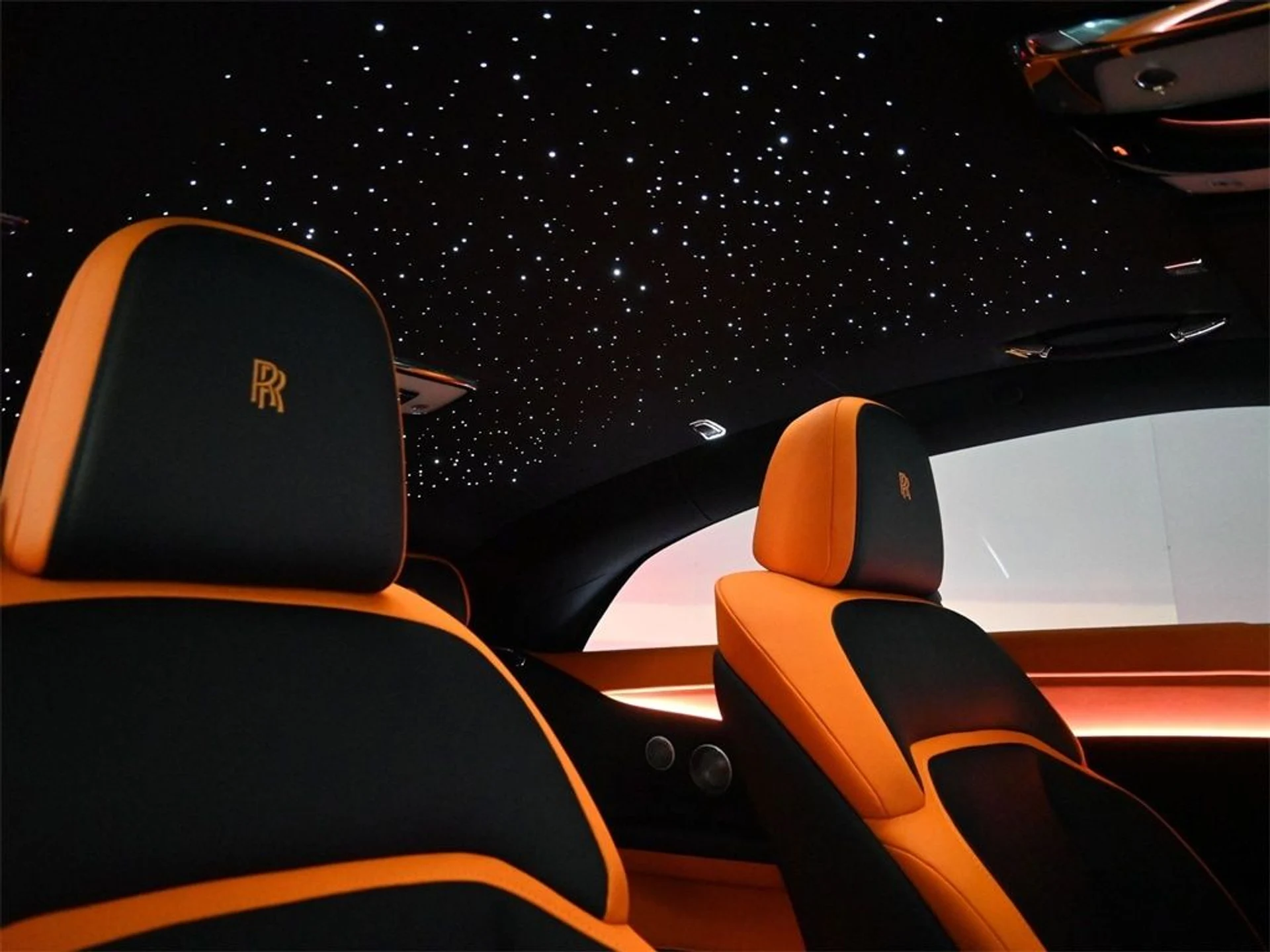 mph020_627290832_cd0983823976843f3828a2f48a648dbcx_26c197f9bf