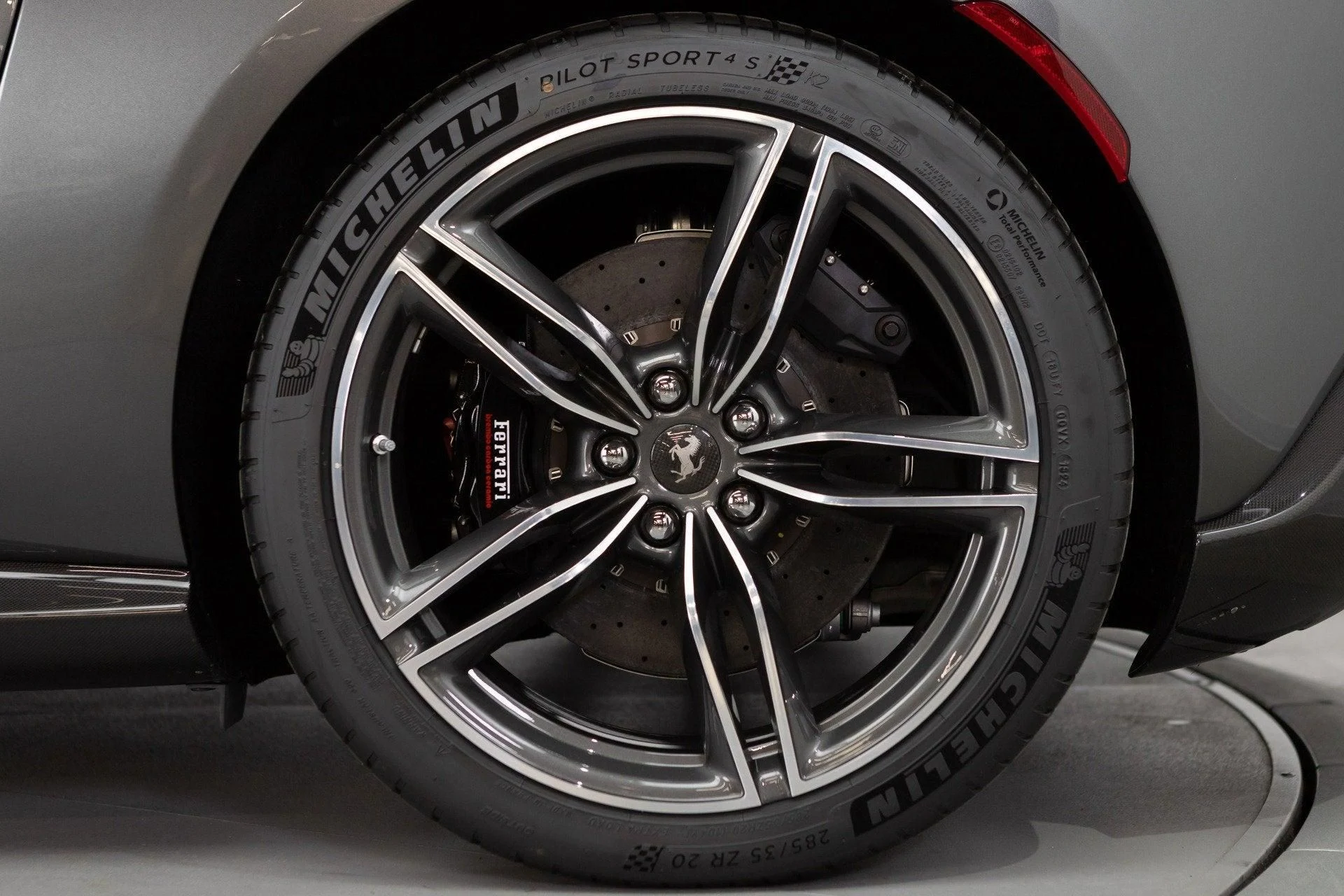 mph020_630747496_Used_2024_Ferrari_Roma_Spider_1777367358_e55f3c41b3