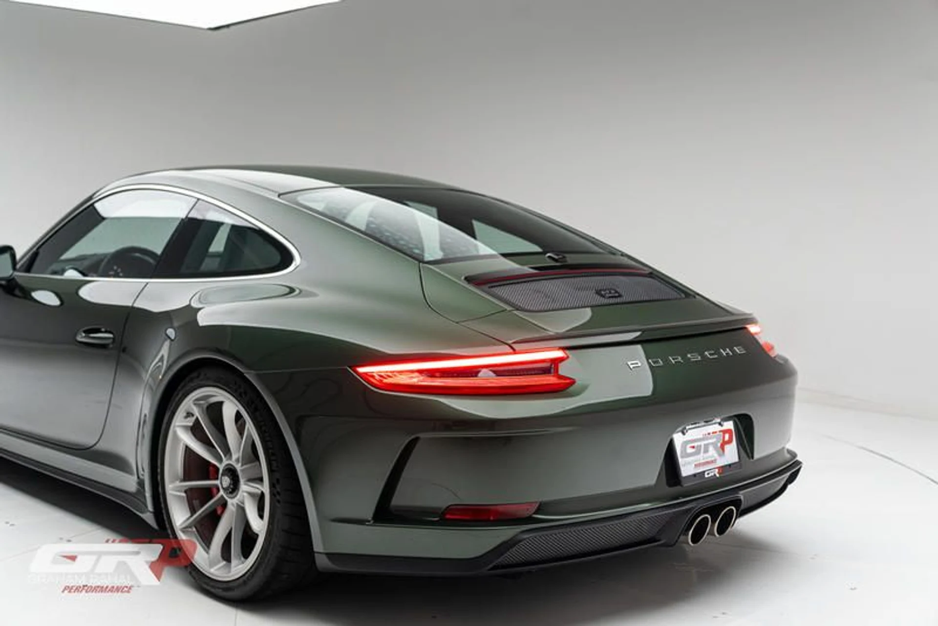 mph020_631649920_34_D747_B7_6_AA_2_4_E75_8153_F64920_FD_7518_6e6f53f959