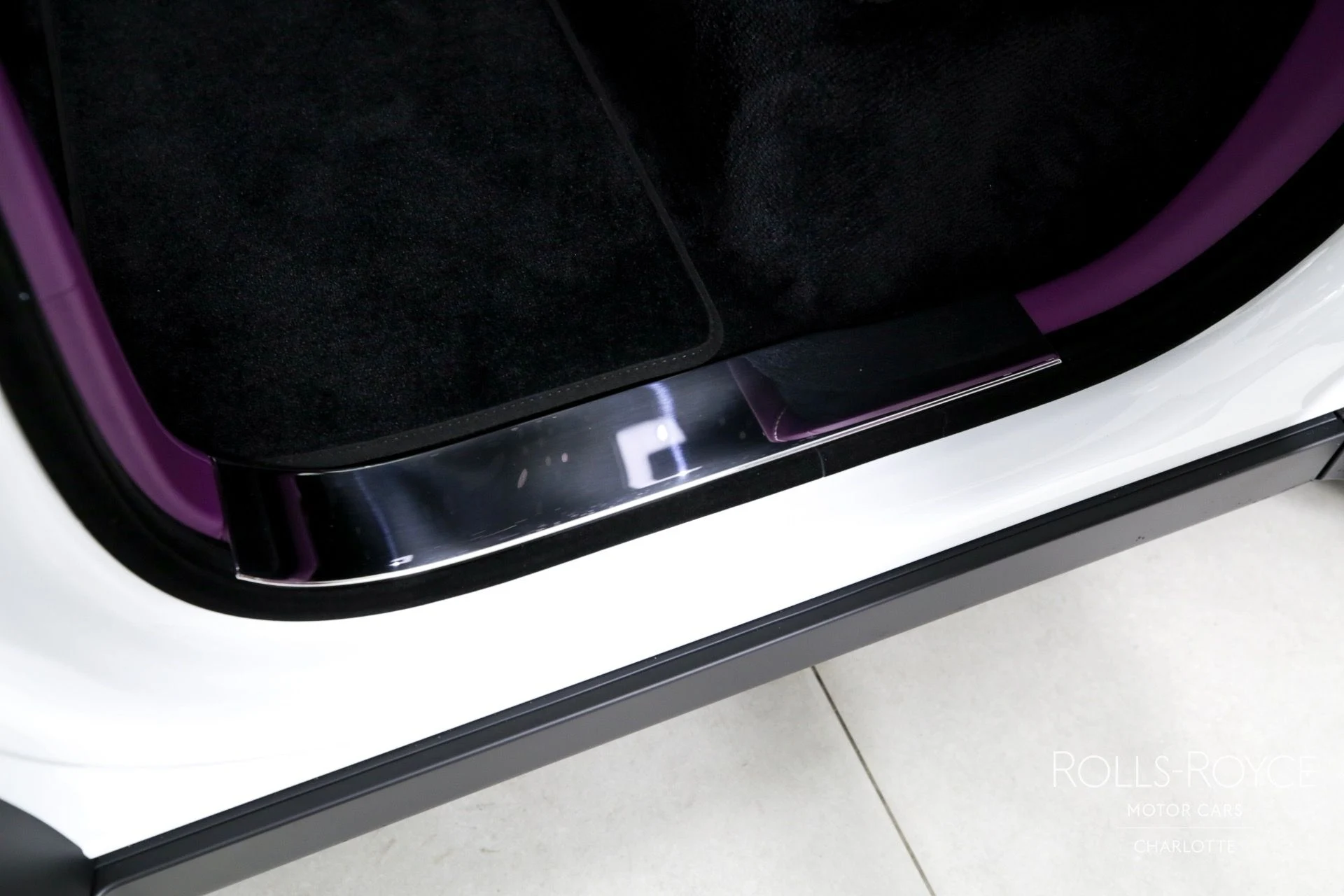 mph020_634460647_Used_2024_Rolls_Royce_Cullinan_1750949955_dc611bd644