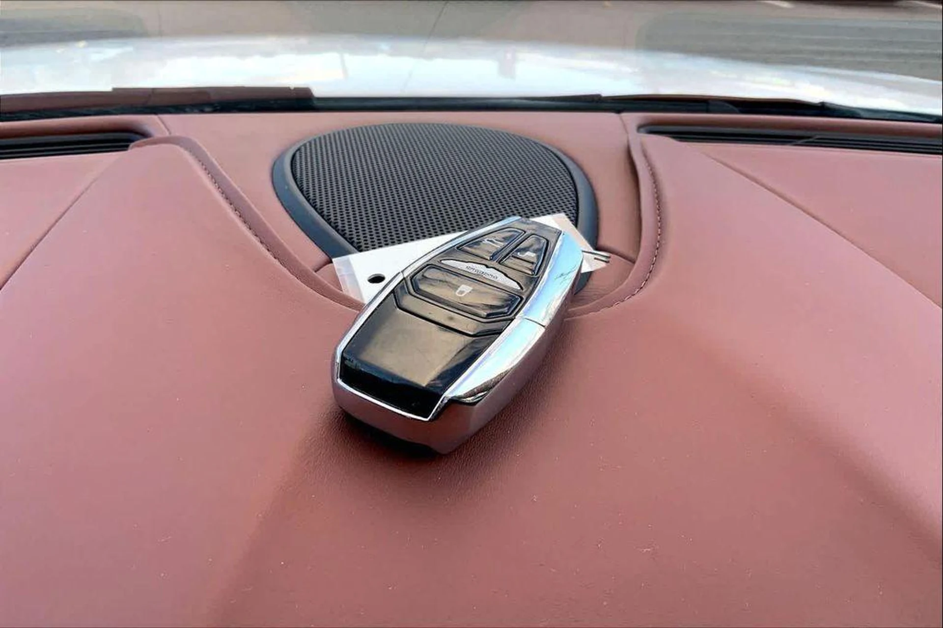 mph020_635763812_ny_Om8ol_FT_Cpys_Jk_4j_GZ_Gi8_Fo_M_6d33782278