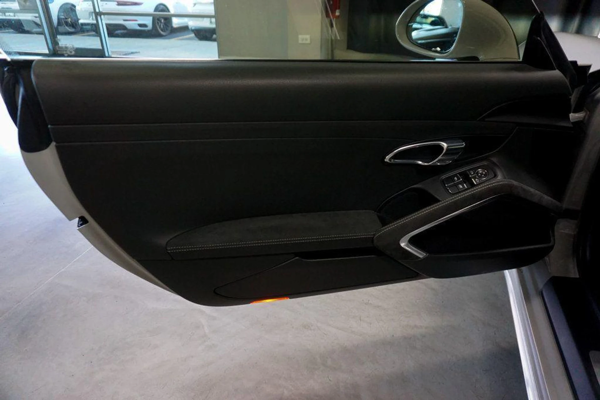 mph020_639858976_Fr1zc6y_Yfm9_L_Atgwb_KN_w_Ikl9a_M_f846d0e996