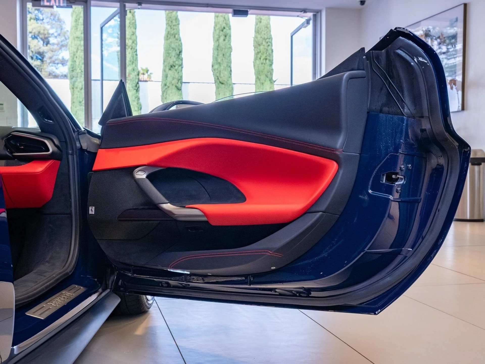 mph020_64068060_21_776e635805