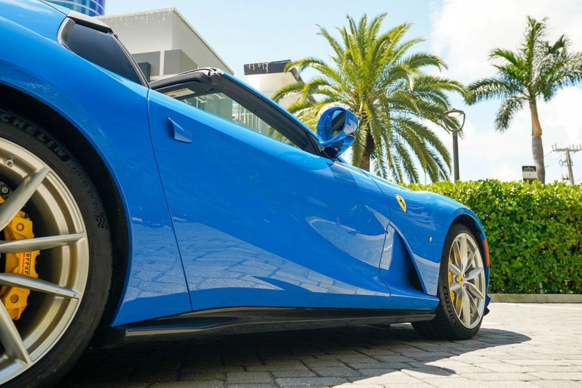 mph020_644086802_used_2022_ferrari_812_gts_convertible_14354_22898644_21_1024_6840146dd7