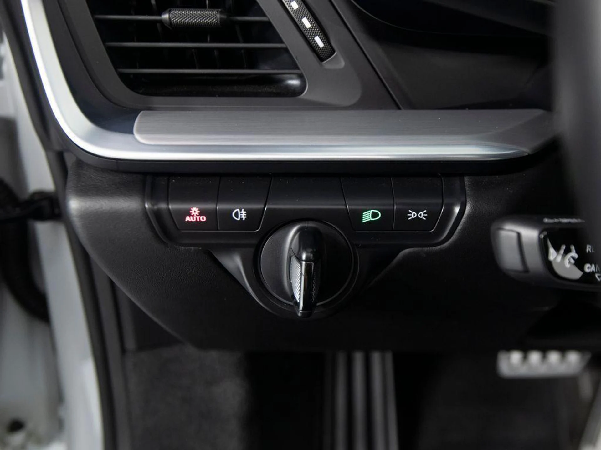 mph020_649200875_koxr_Ur_Dx_C_Qlu9_Ctgb_Mj_K8_Ac_F_Uw_fc155c35c2