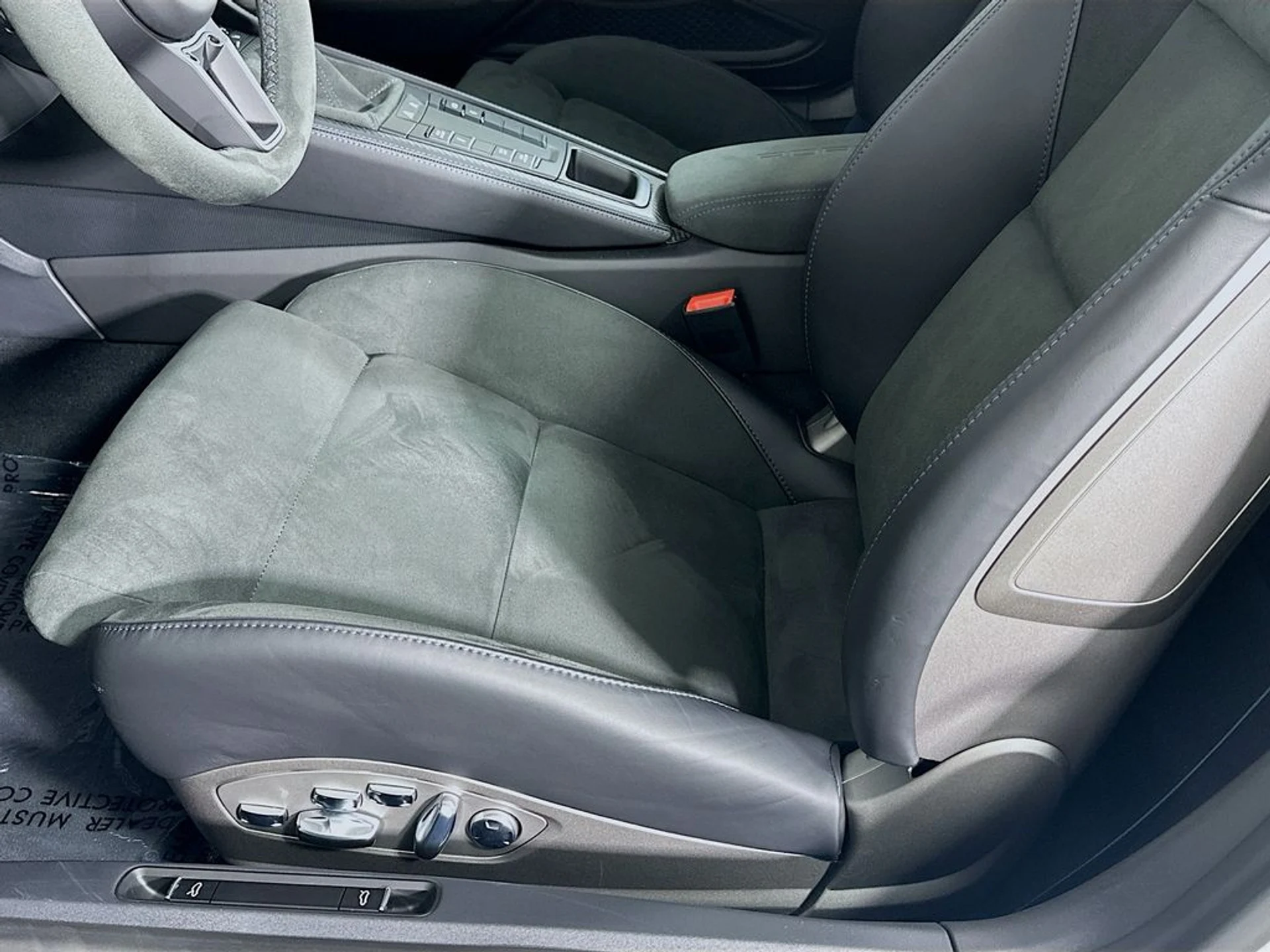 mph020_652130596_7db81719728a55b562006abb5454637ex_b1e5a048b8